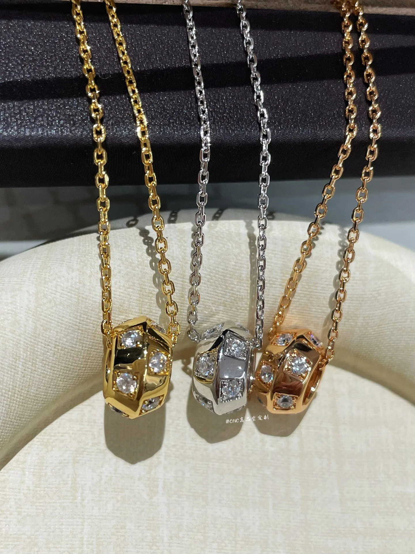 Jewelry LOUIS VUITTON 17819343