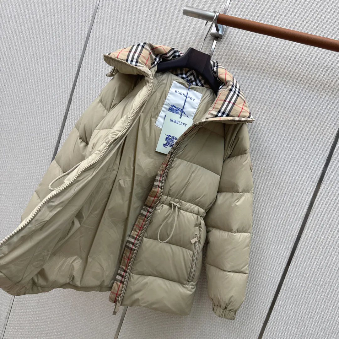 Women's Jackets And Down Jackets BURBERRY 18043182