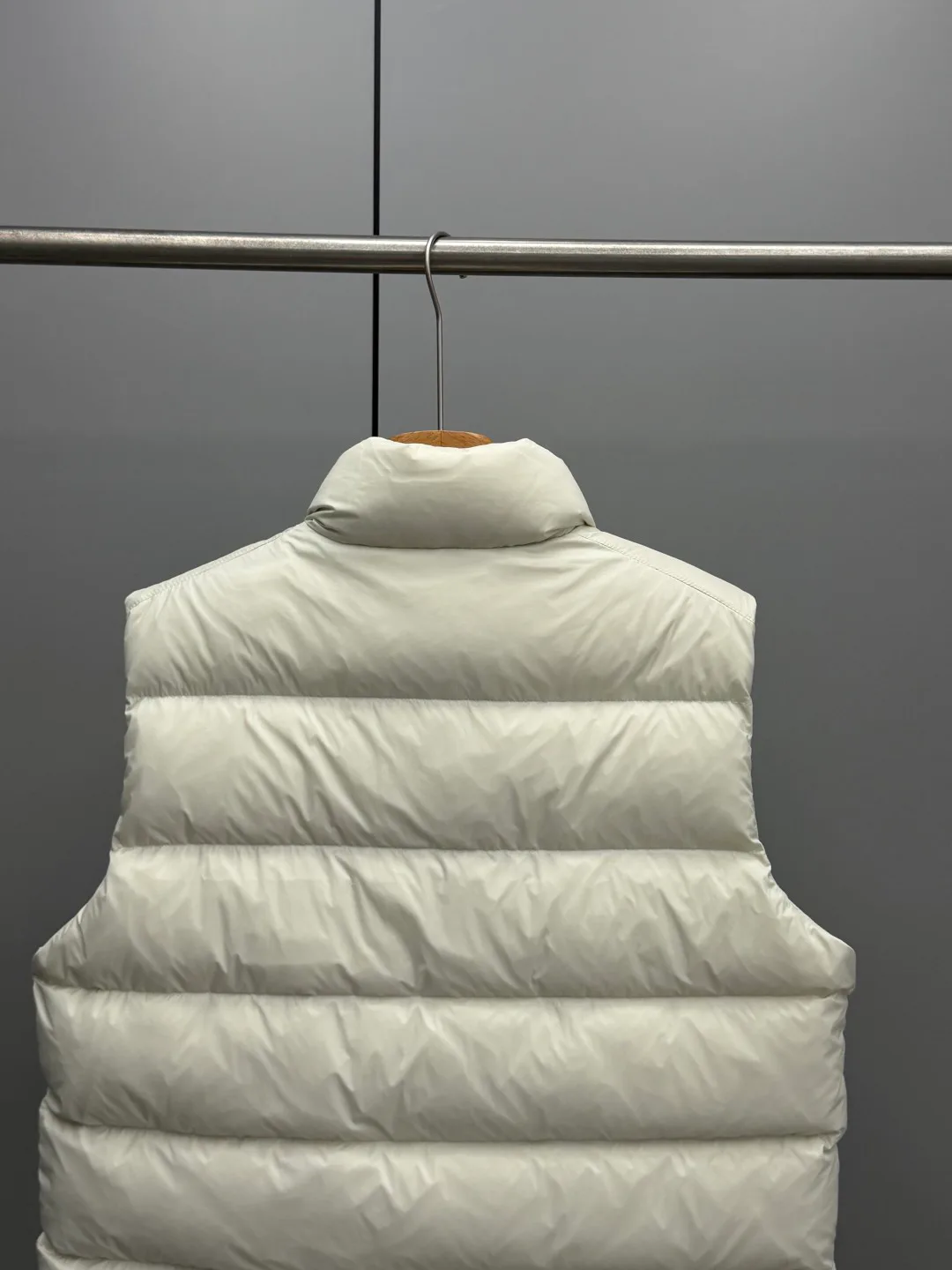 Жилеты Мужские Moncler 18684549