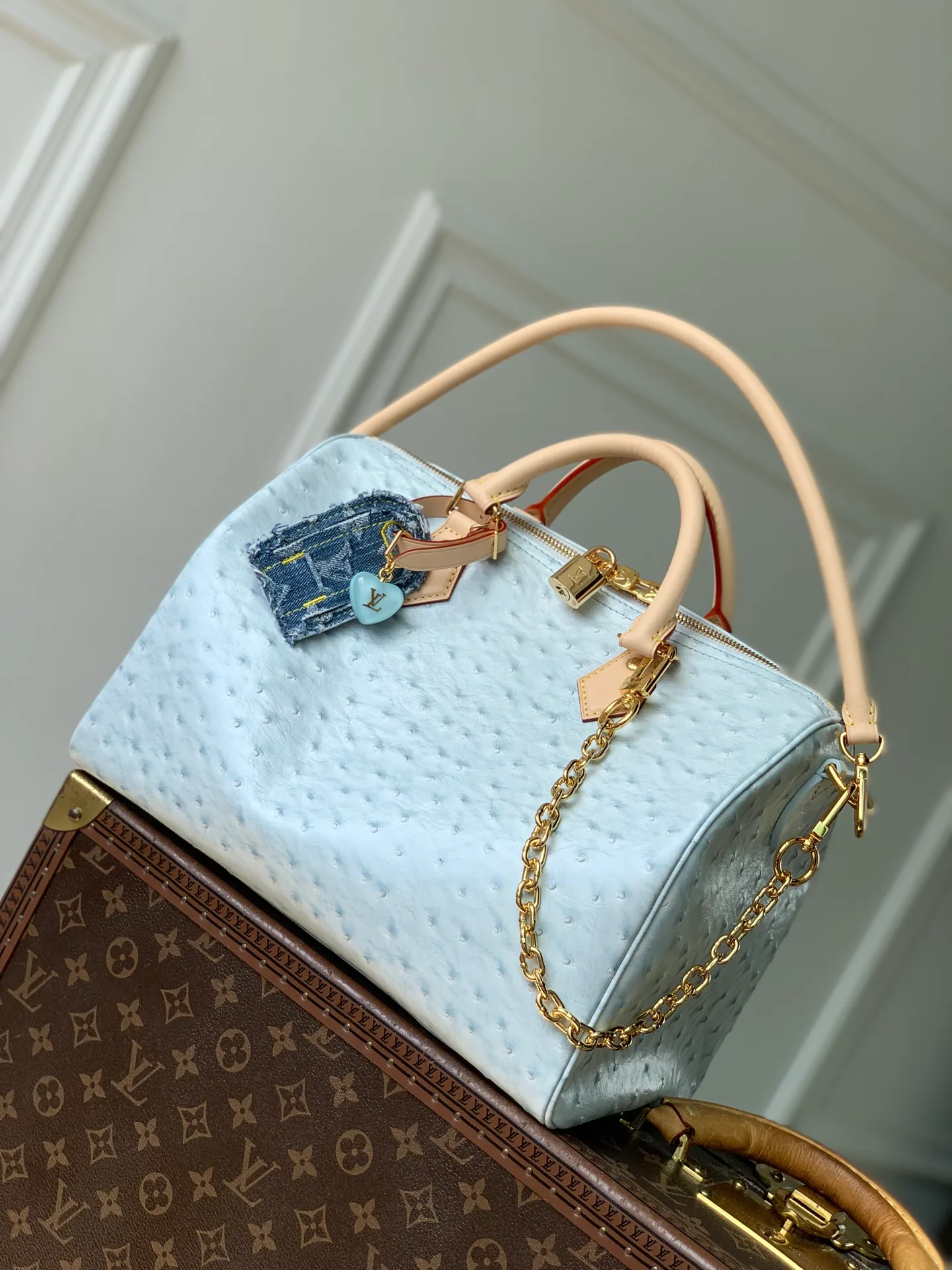 Women's Classic Handbags LOUIS VUITTON 18147542