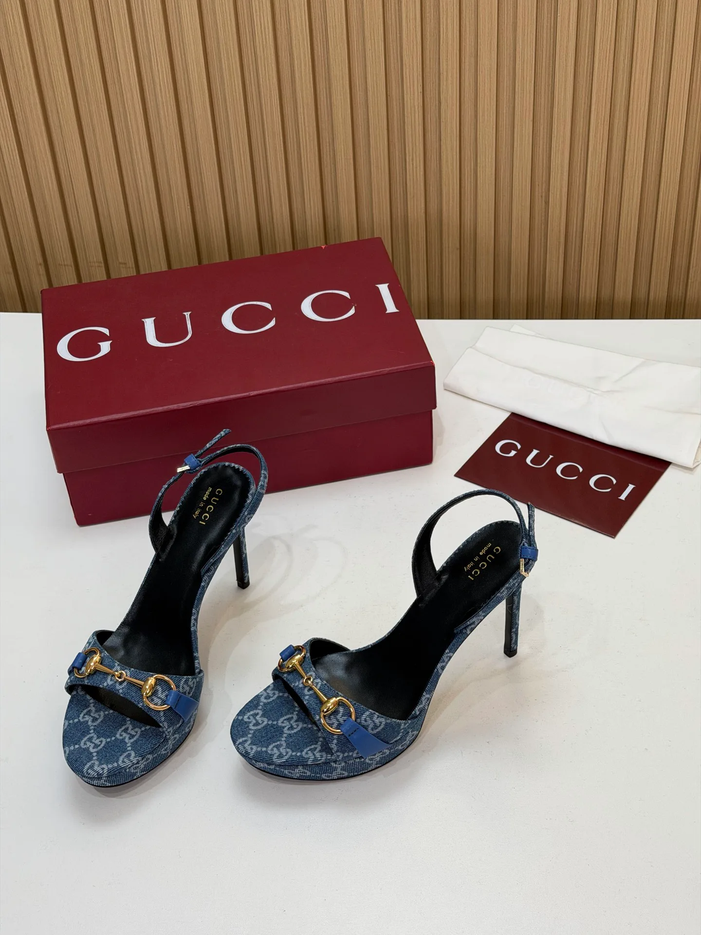 Women's Open-Toe Sandals GUCCI 18396266