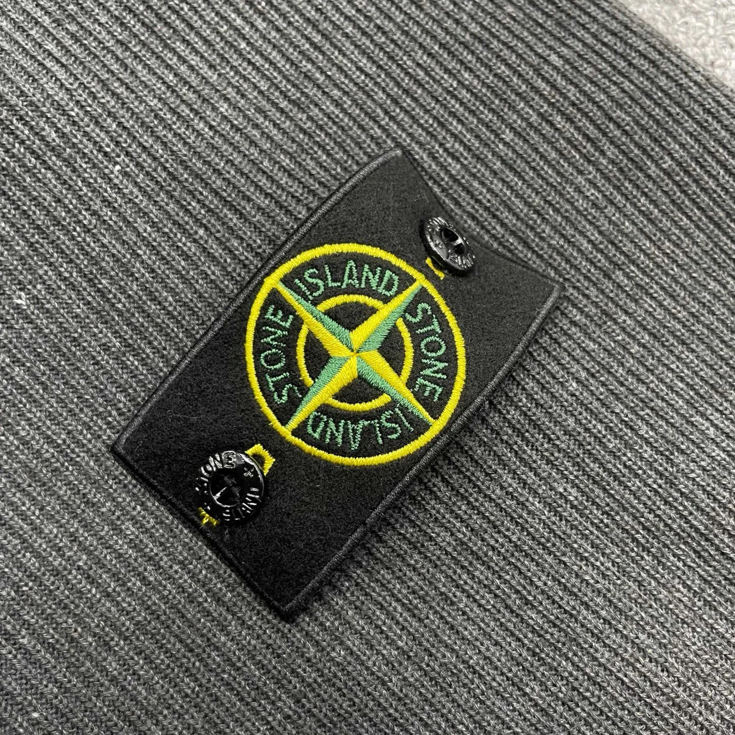 Джемперы И Свитеры Мужские Stone Island 18688027