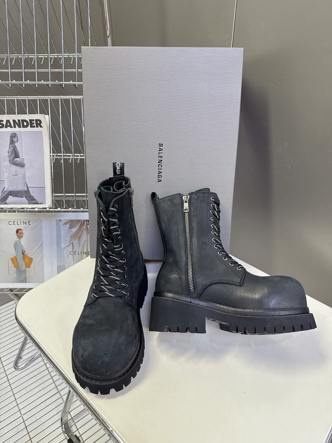 Women's Ankle Boots BALENCIAGA 17449296
