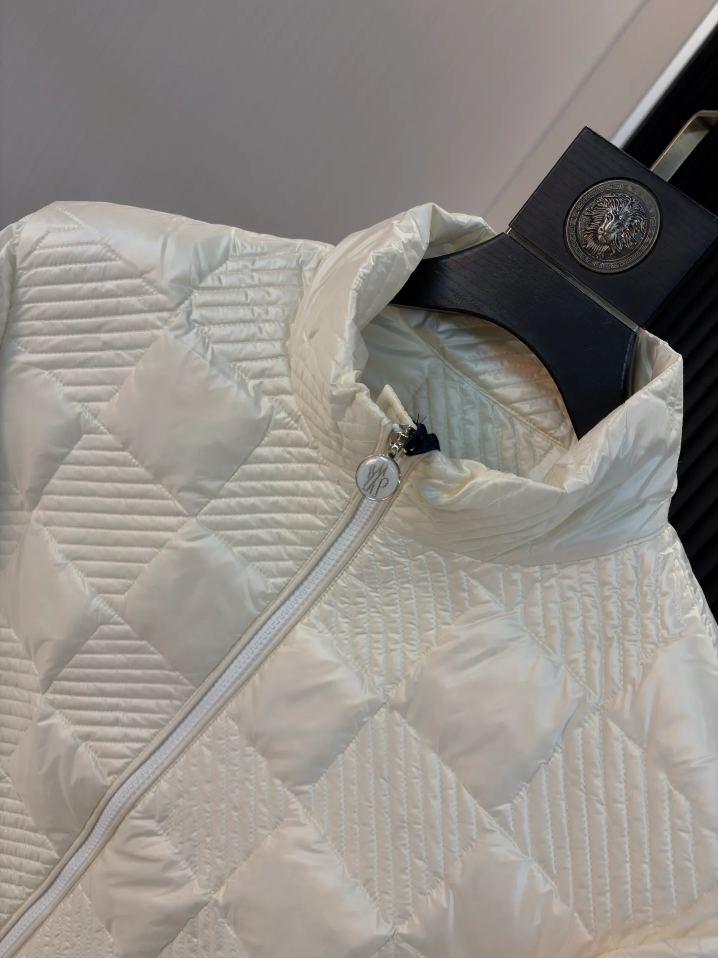 Men's Jackets And Down Jackets MONCLER 18434680