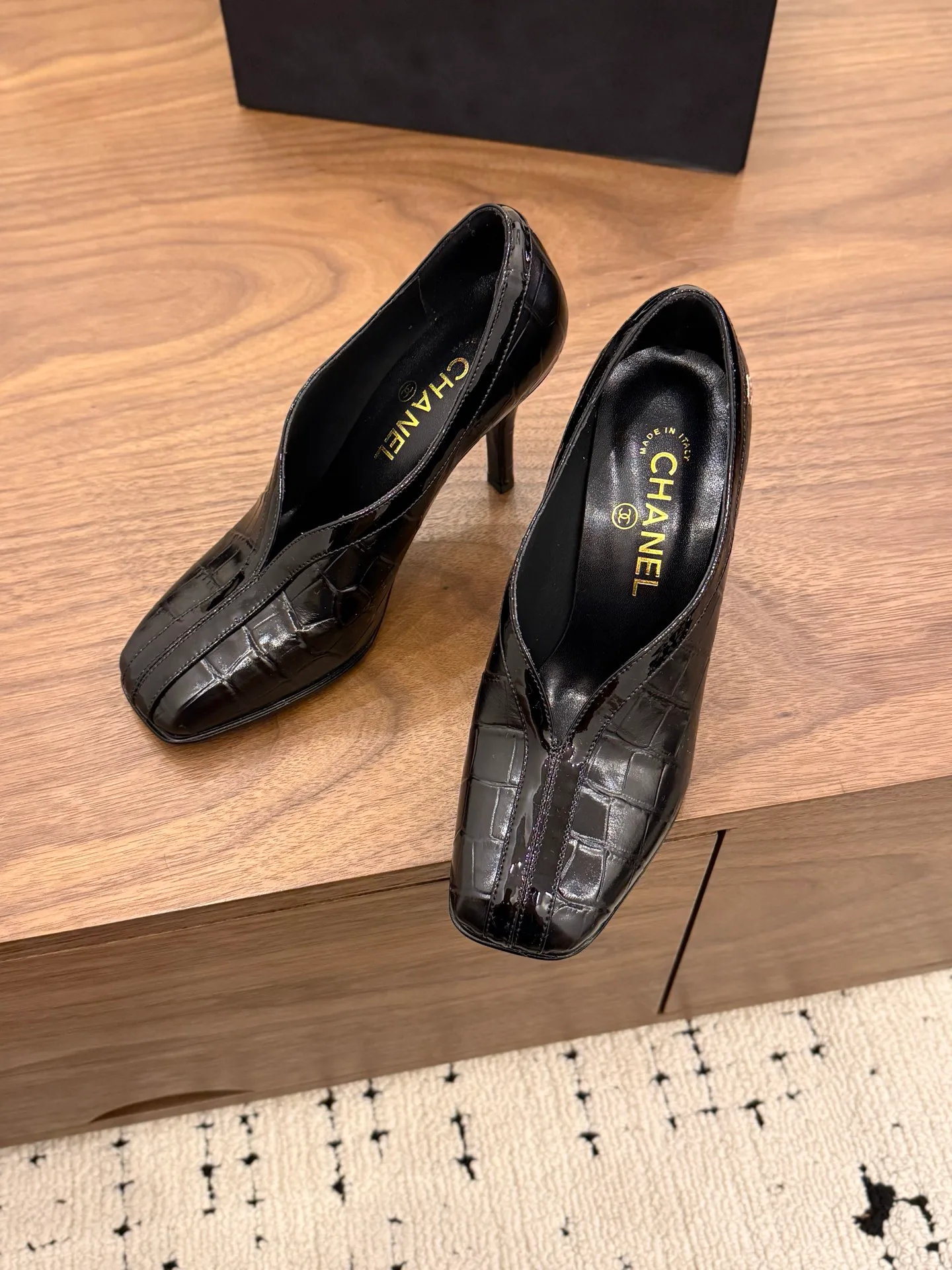 Women's Heels CHANEL 18034492