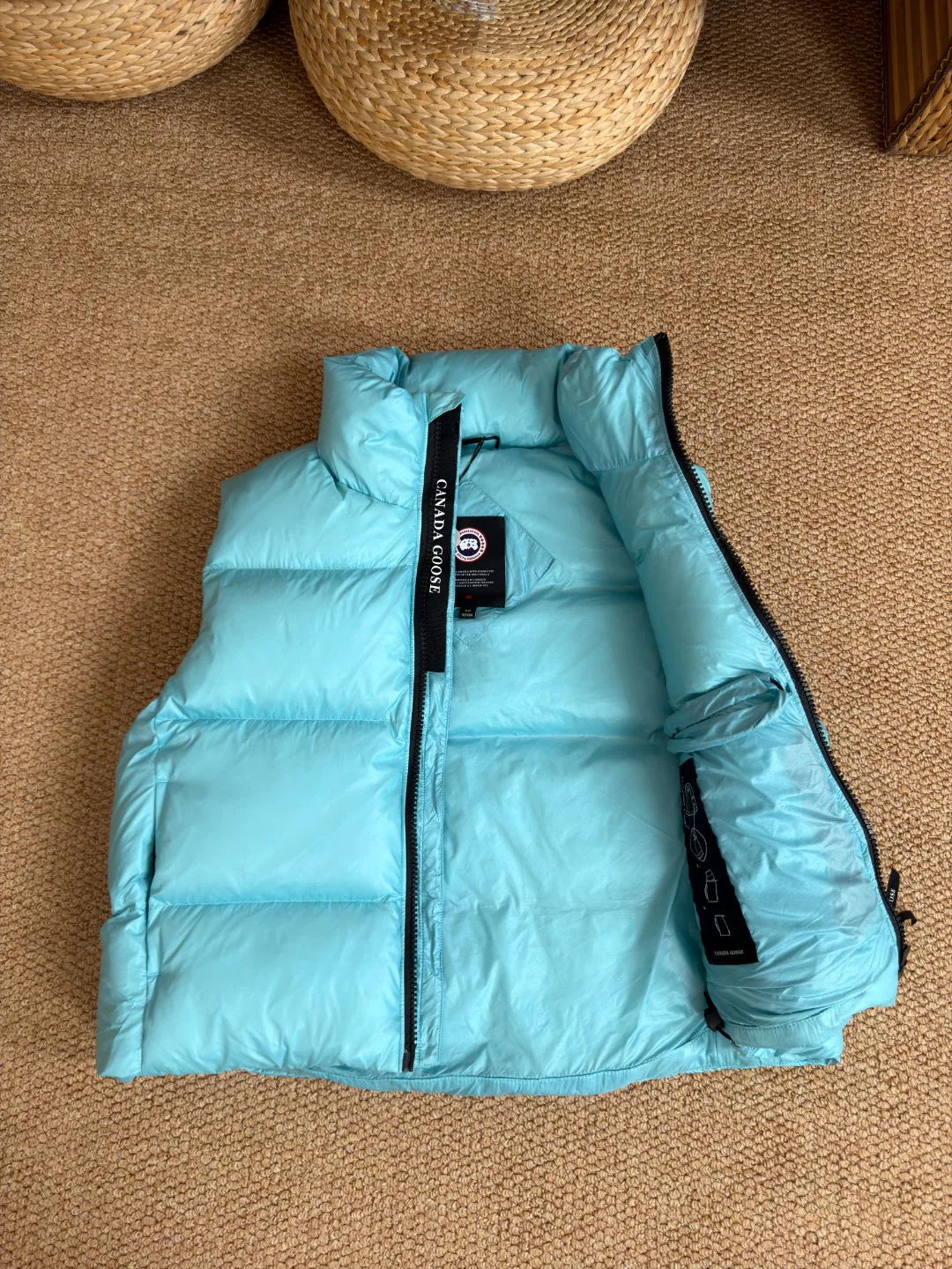 Women's Vests CANADA GOOSE 18336861
