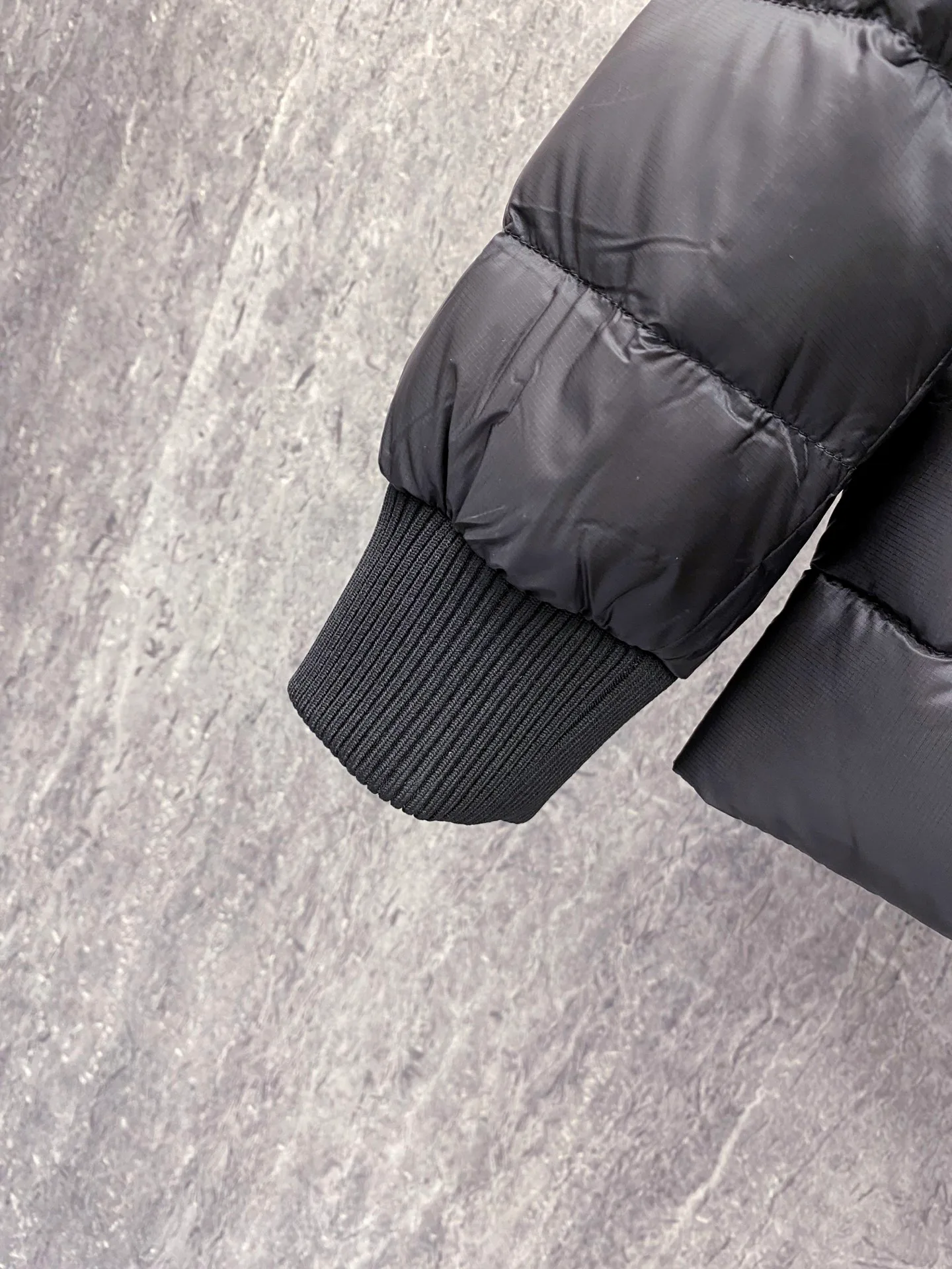 Куртки И Пуховики Мужские Moncler 18596389