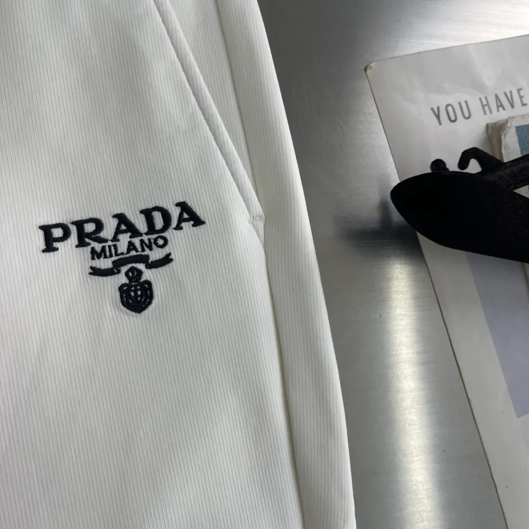 Men's Trousers PRADA 18189531