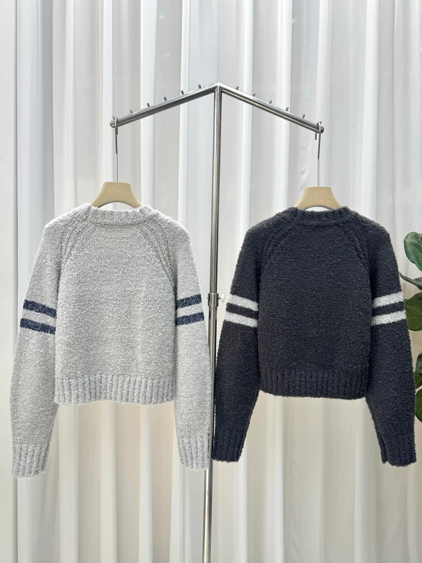 Women's Jumpers And Sweaters VIVIENNE WESTWOOD 18181014