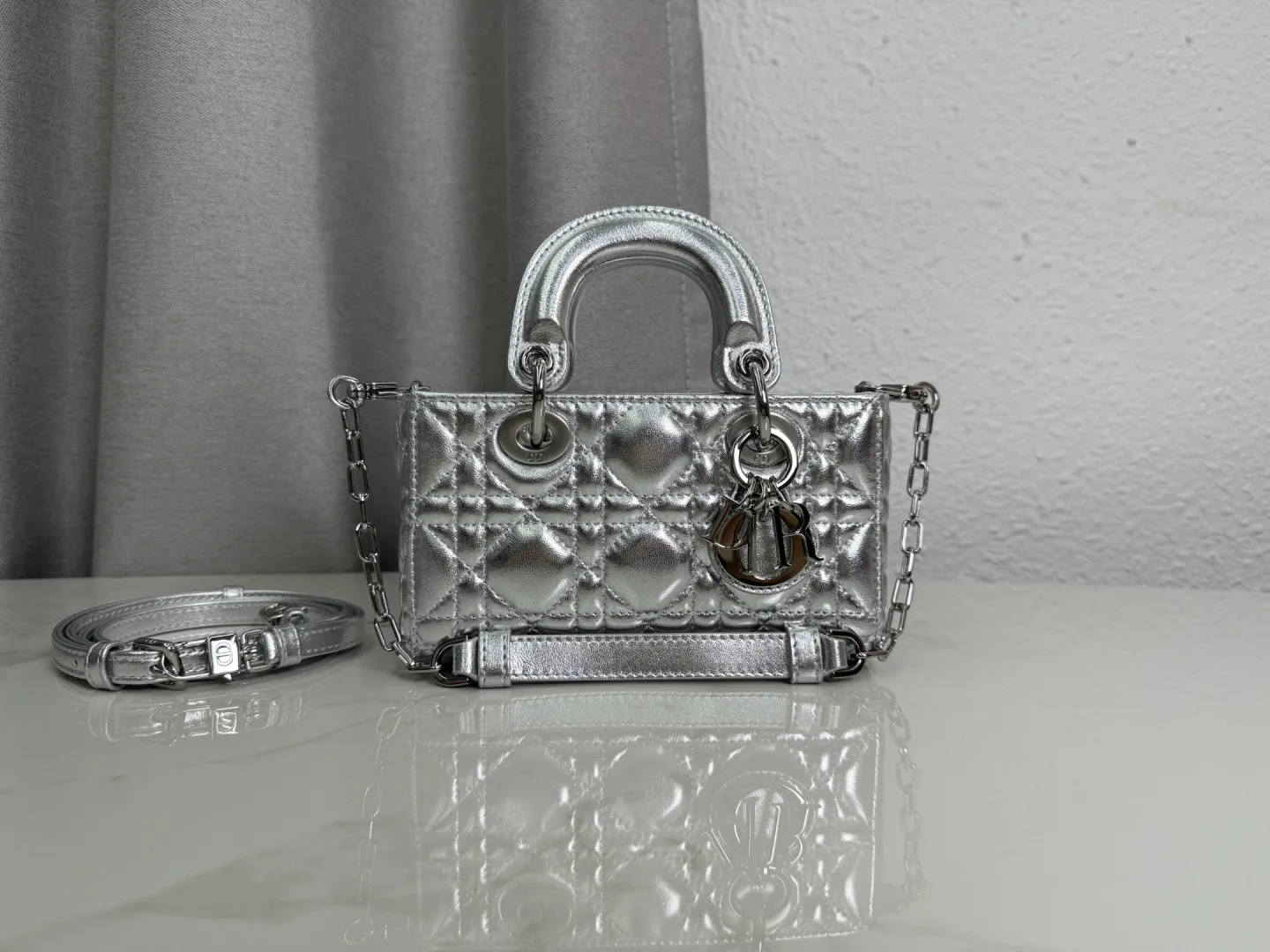 Women's Classic Handbags CHRISTIAN DIOR 18116444