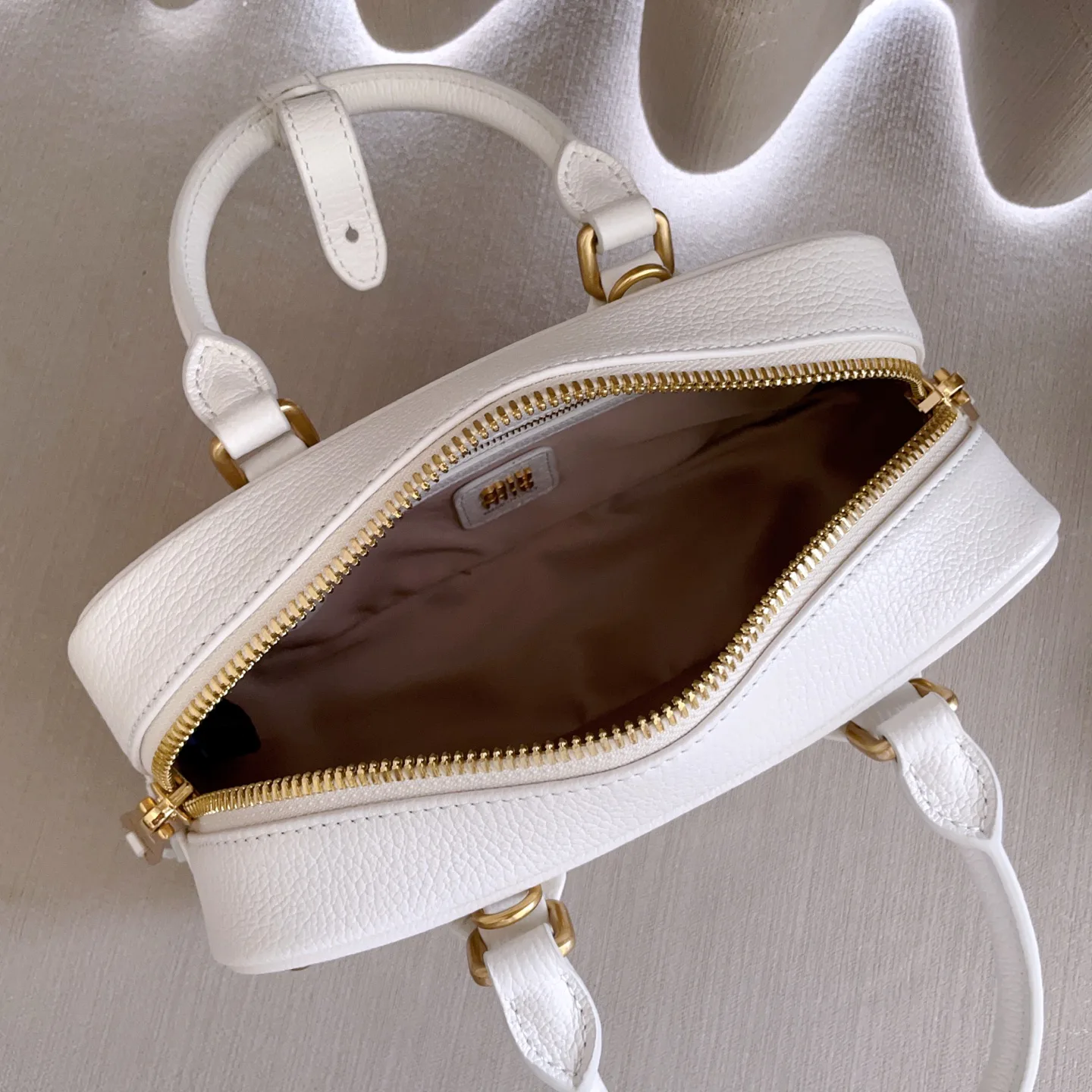 Women's Classic Handbags MIU MIU 17842274