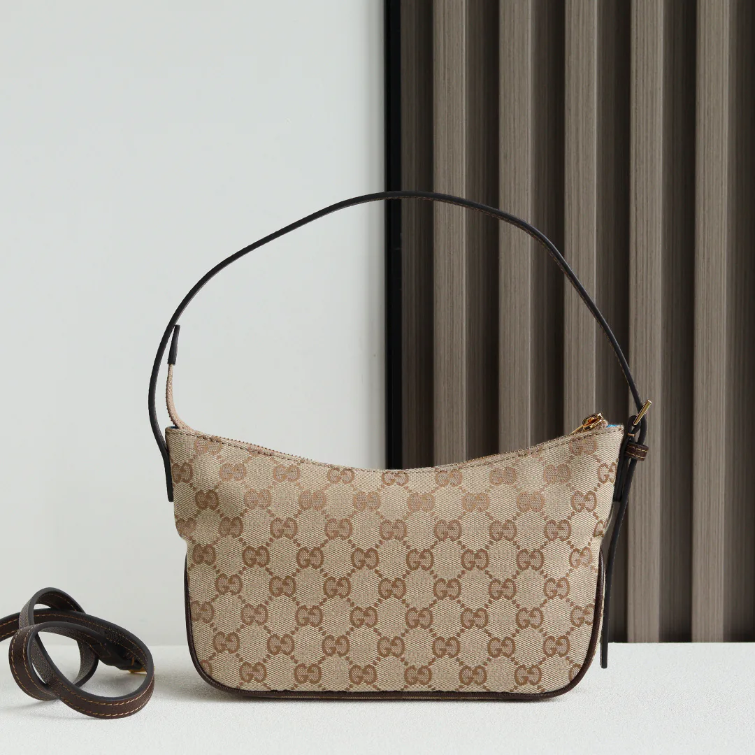 Women's Shoulder Bags GUCCI 17947870