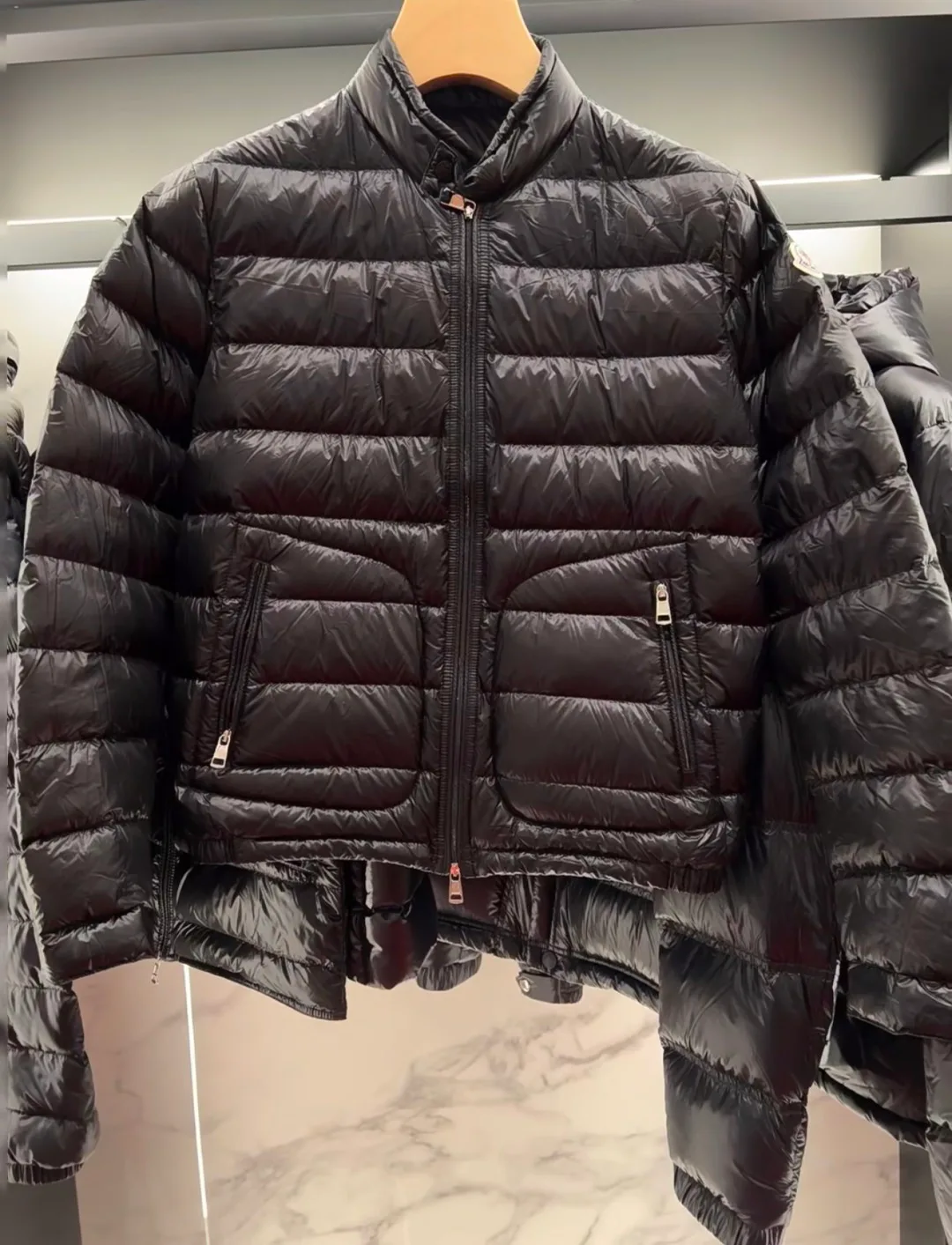 Куртки И Пуховики Мужские Moncler 18683750