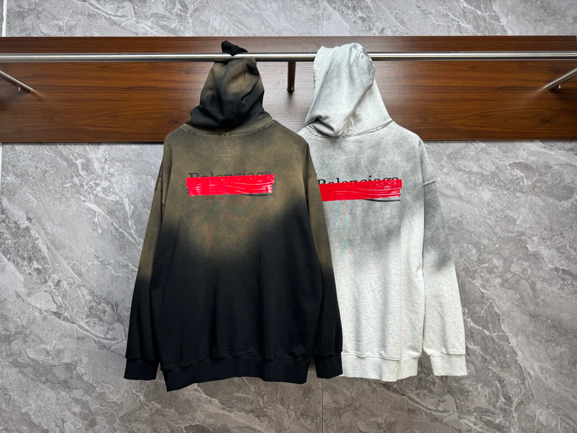 Women's Sweatshirts And Hoodies BALENCIAGA 18182345