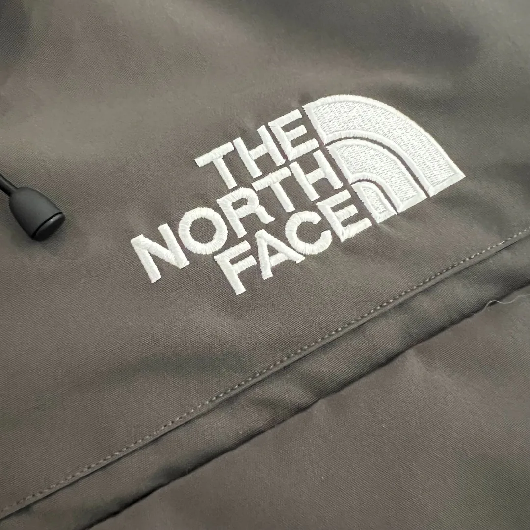 Women's Jackets And Down Jackets THE NORTH FACE 17902578