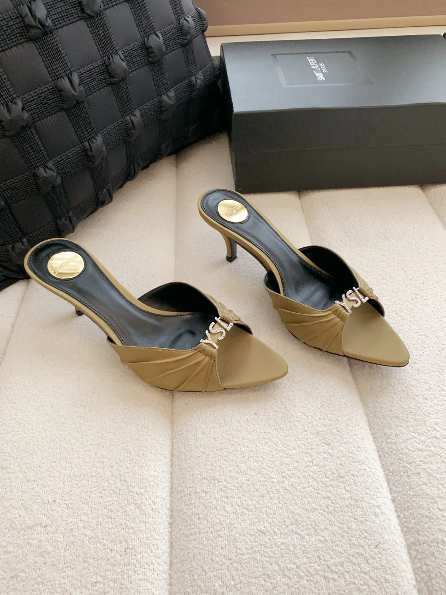 Women's Mules And Clogs SAINT LAURENT 17371763