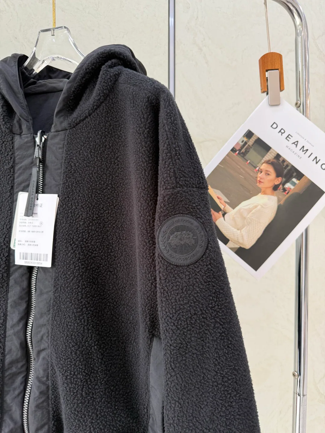 Куртки И Пуховики Мужские Canada Goose 18683834
