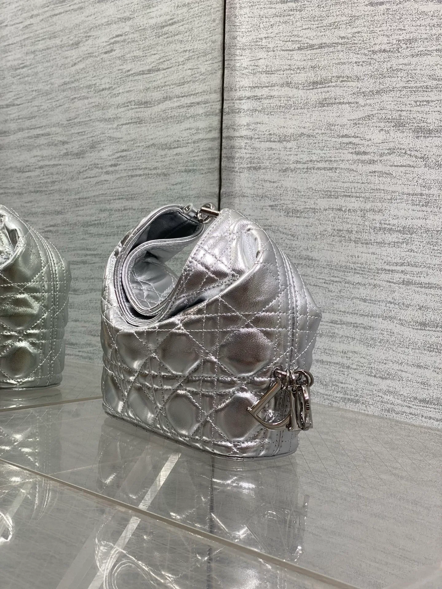Women's Classic Handbags CHRISTIAN DIOR 17830904