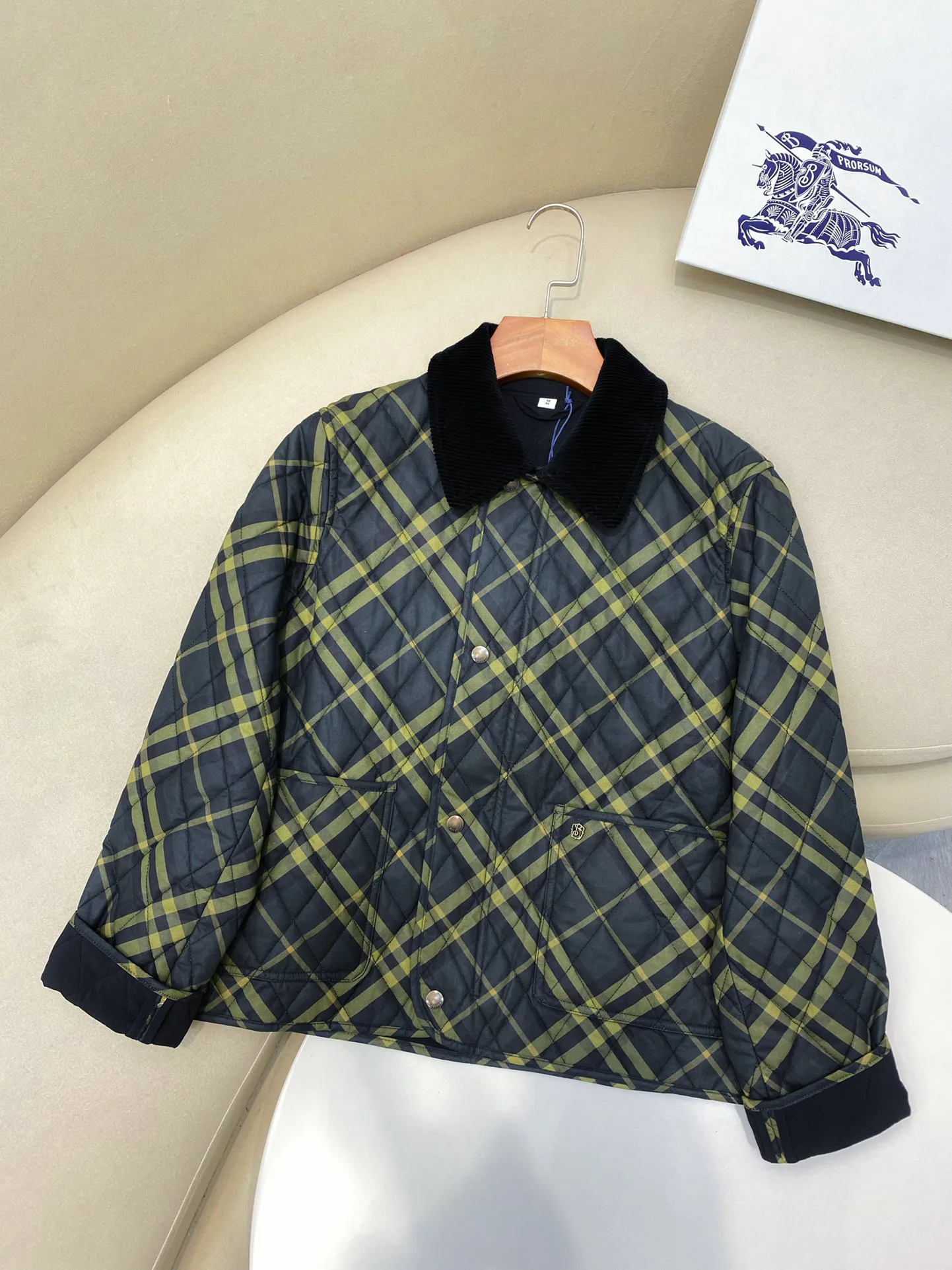 Women's Jackets And Down Jackets BURBERRY 18140715