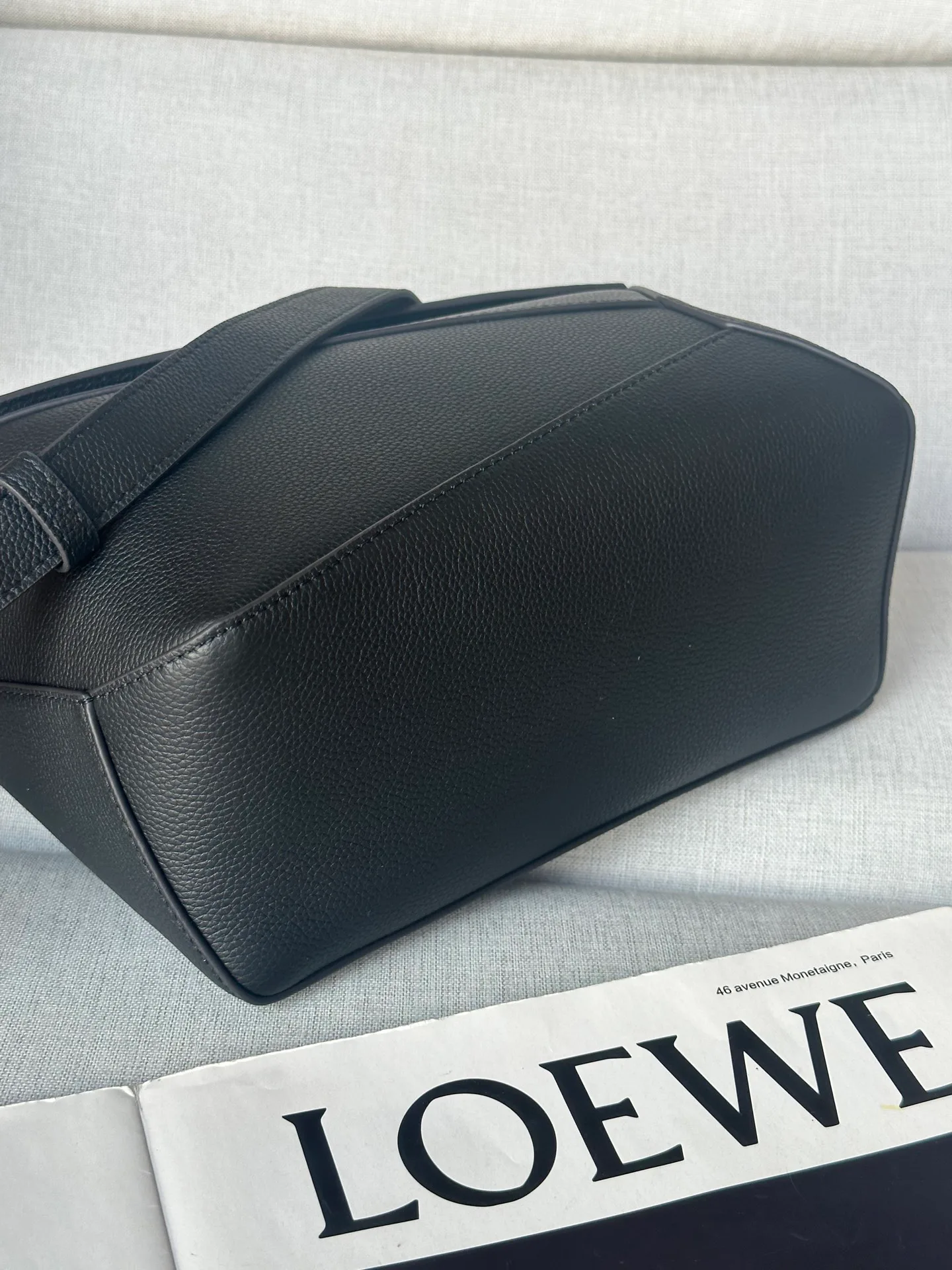 Women's Classic Handbags LOEWE 17303173