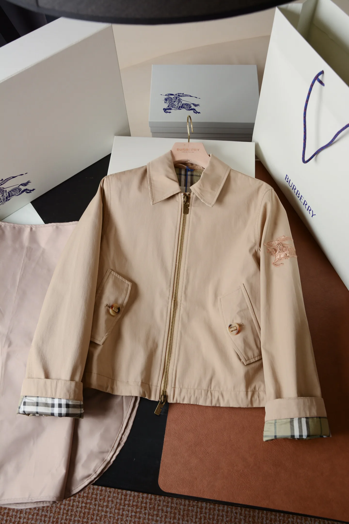 Men's Jackets And Down Jackets BURBERRY 18086923