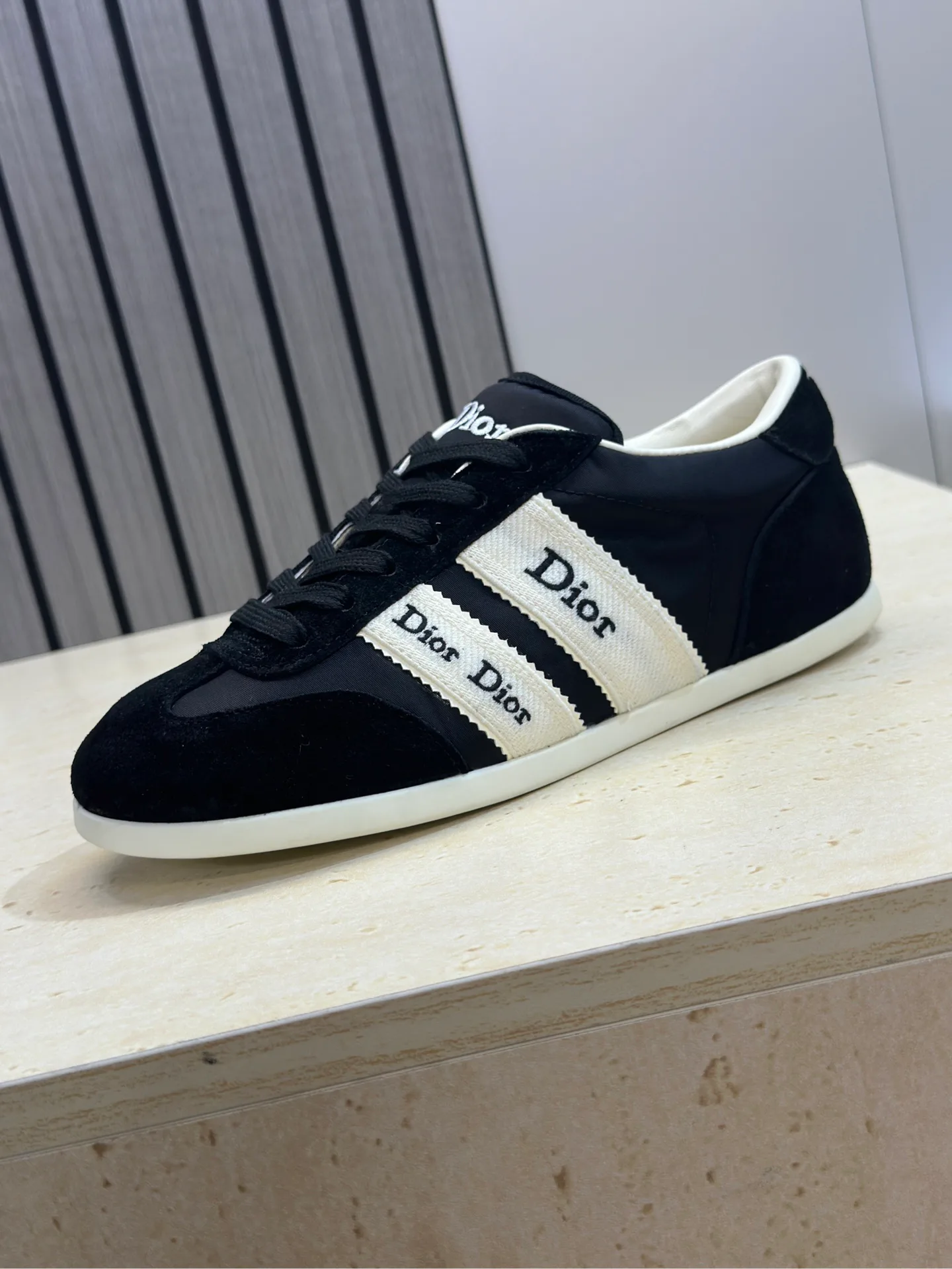 Women's Sneakers CHRISTIAN DIOR 17612353