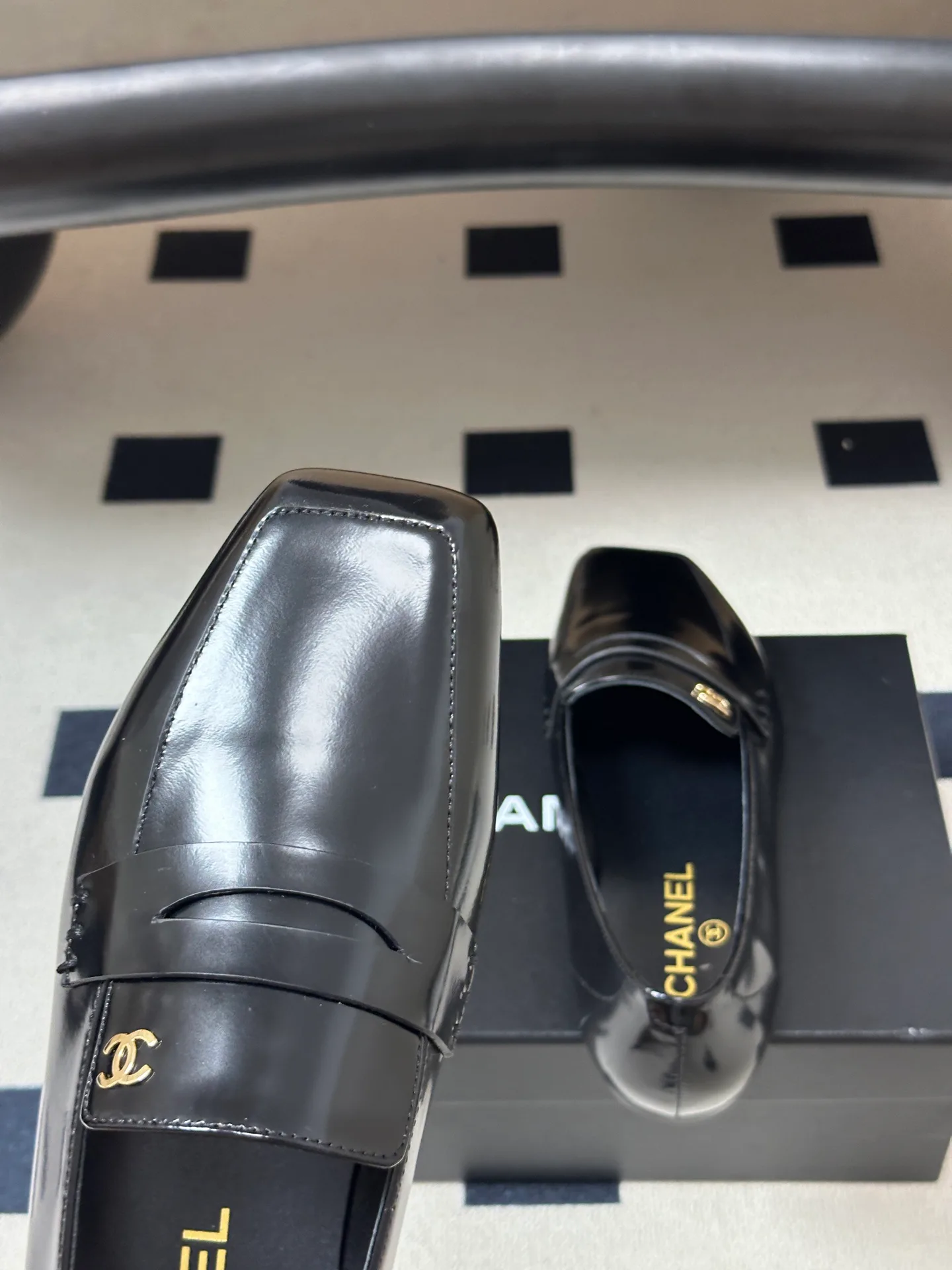 Women's Loafers And Moccasins CHANEL 18049693