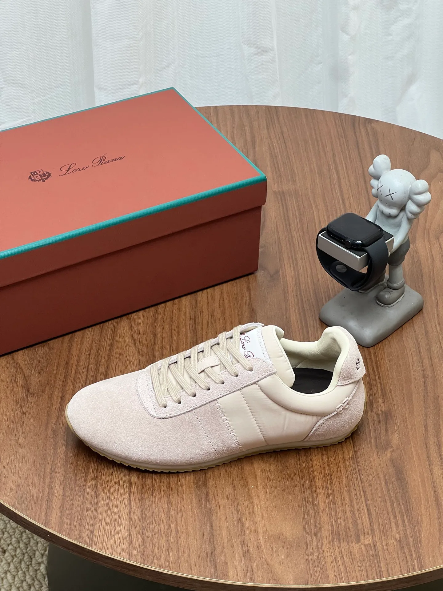 Women's Sneakers LORO PIANA 17787096