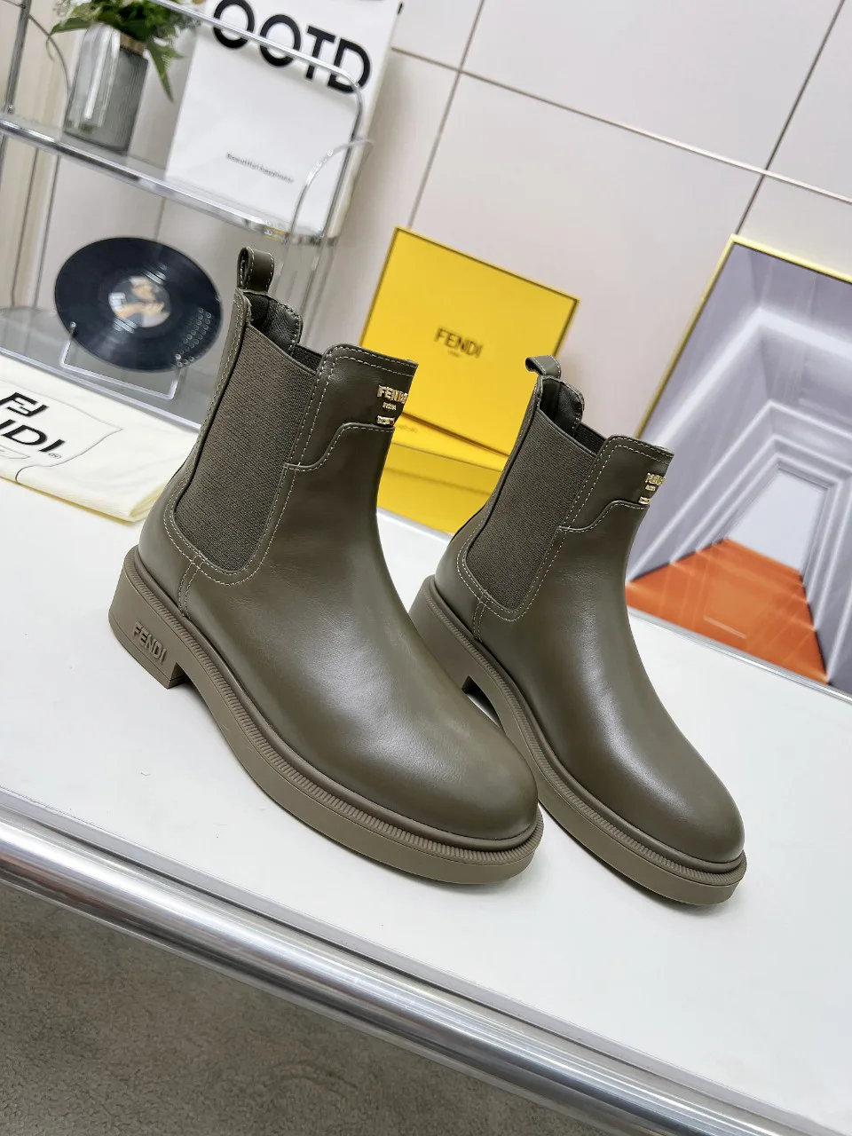 Women's Ankle Boots FENDI 17890606