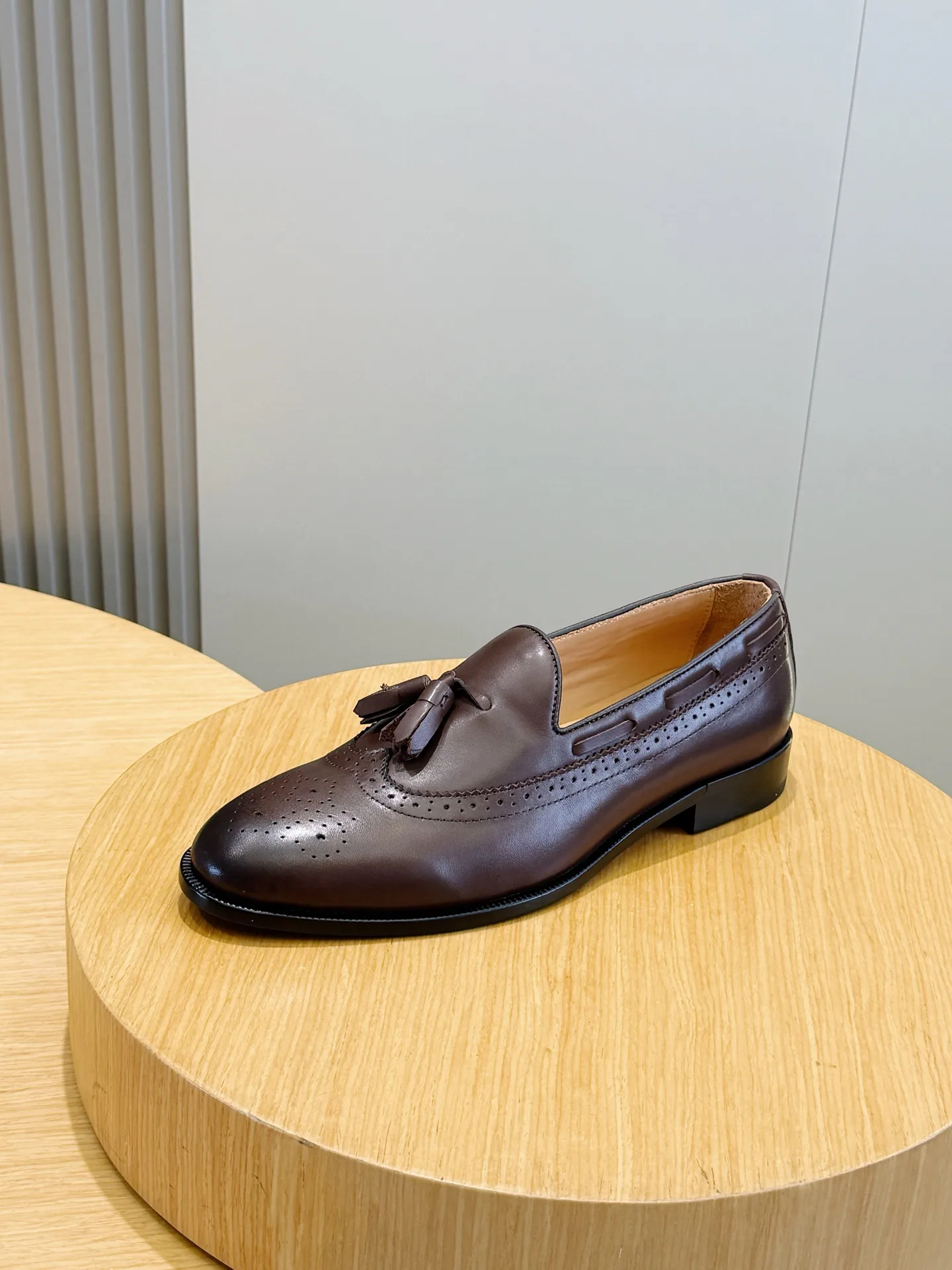 Men's Loafers And Dress Shoes LORO PIANA 18018197