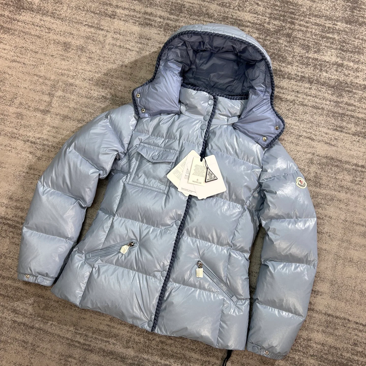 Women's Jackets And Down Jackets MONCLER 18134540