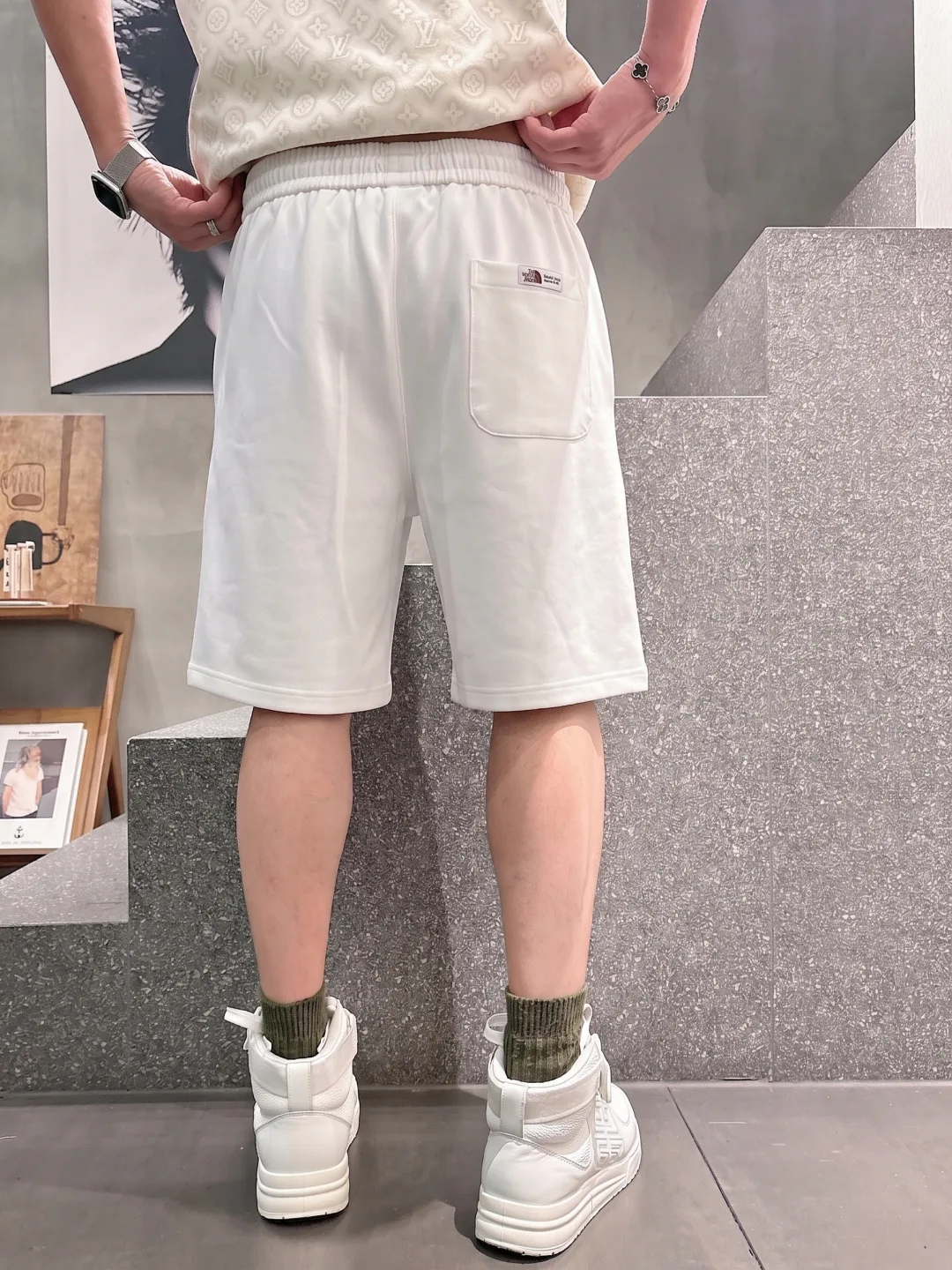 Men's Shorts GUCCI 18246588