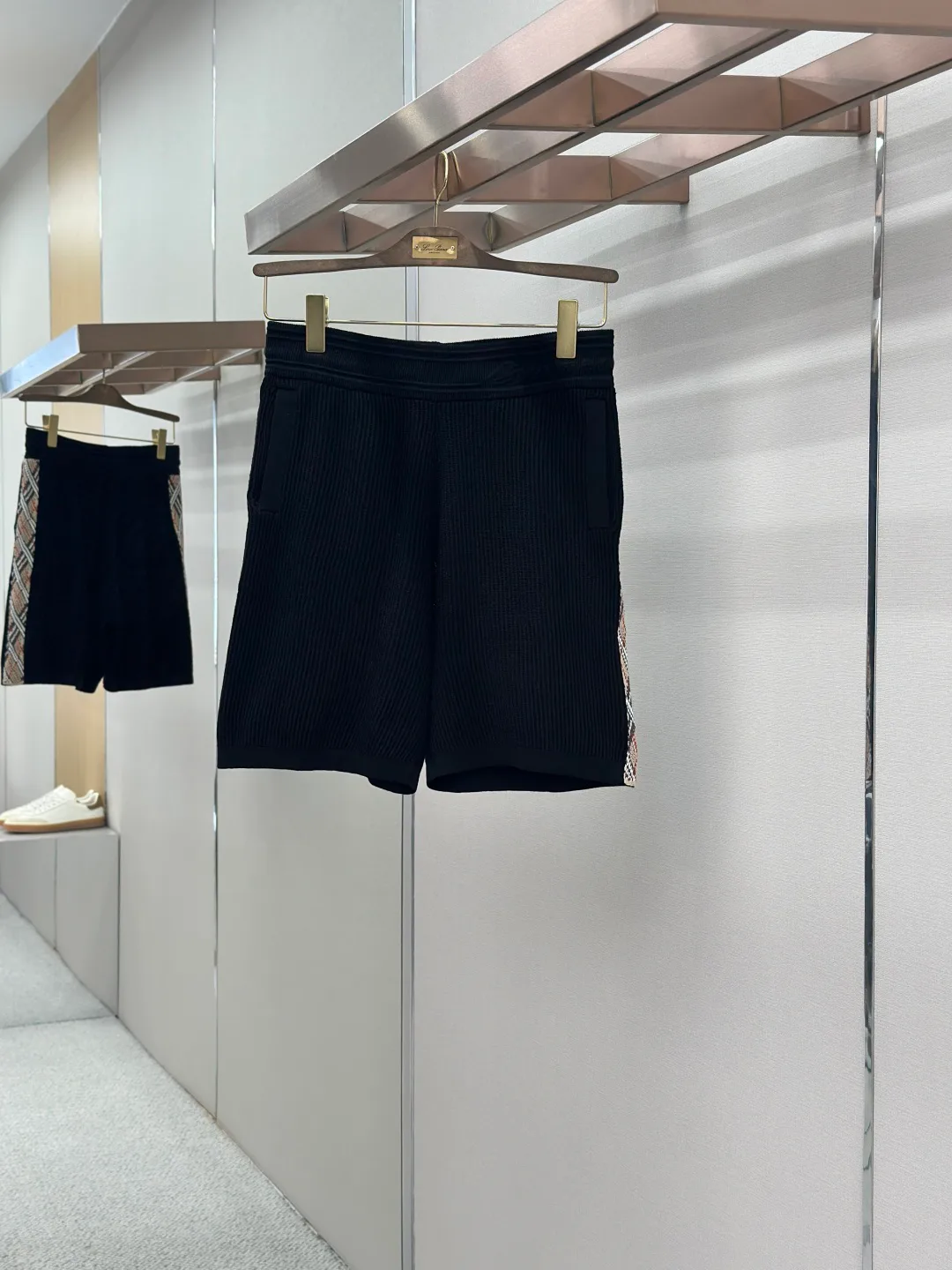 Men's Shorts BURBERRY 17468321
