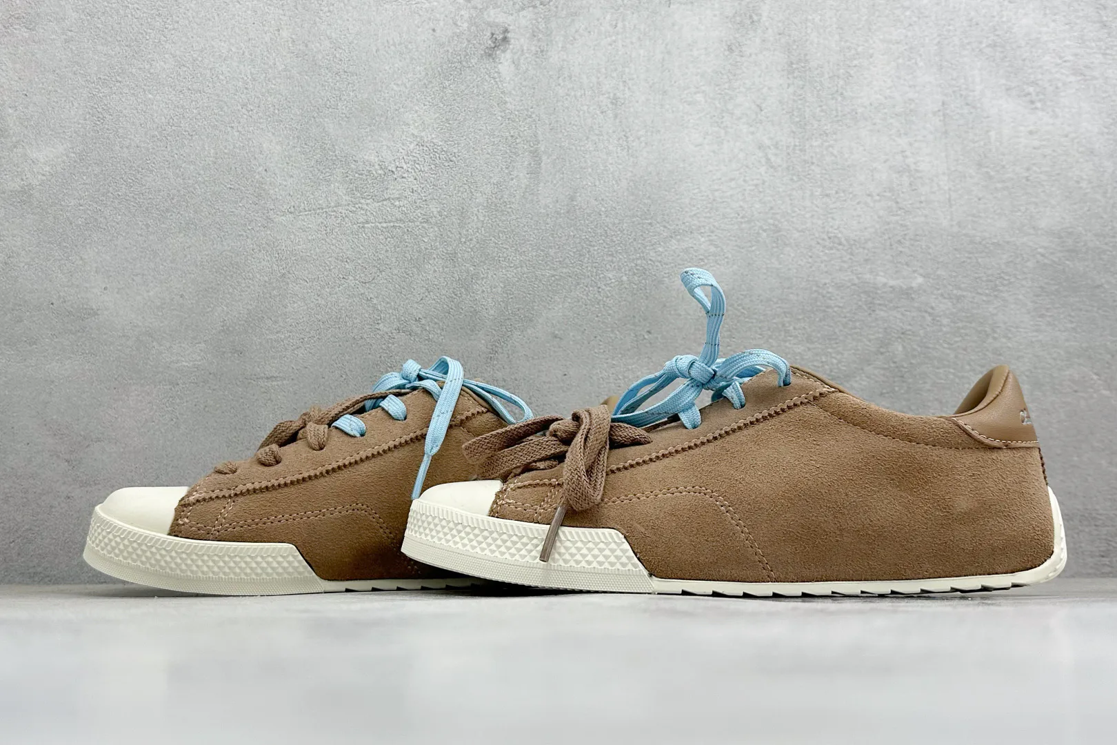 Men's Sneakers CONVERSE 17486369