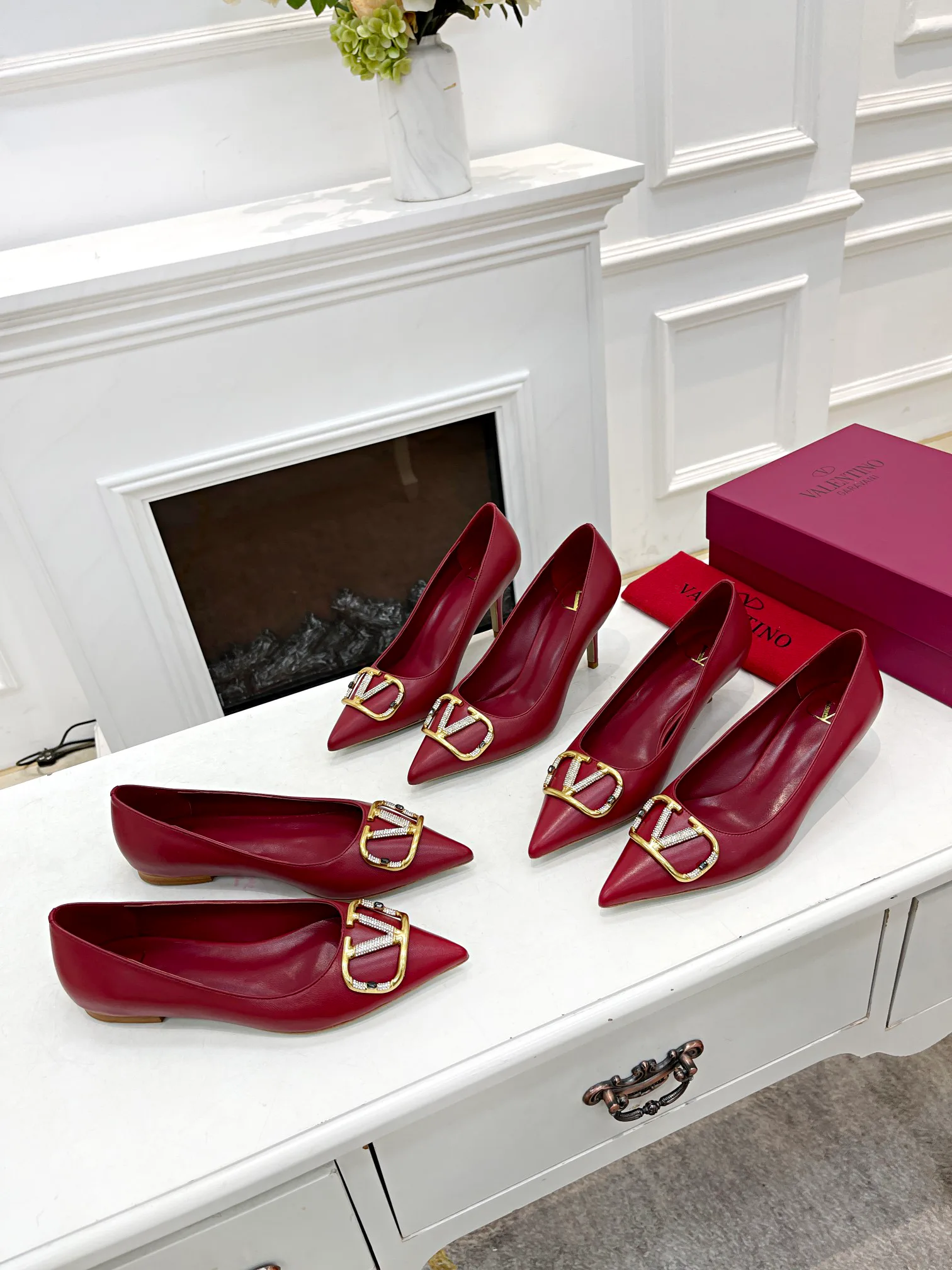 Women's Heels VALENTINO 17956842