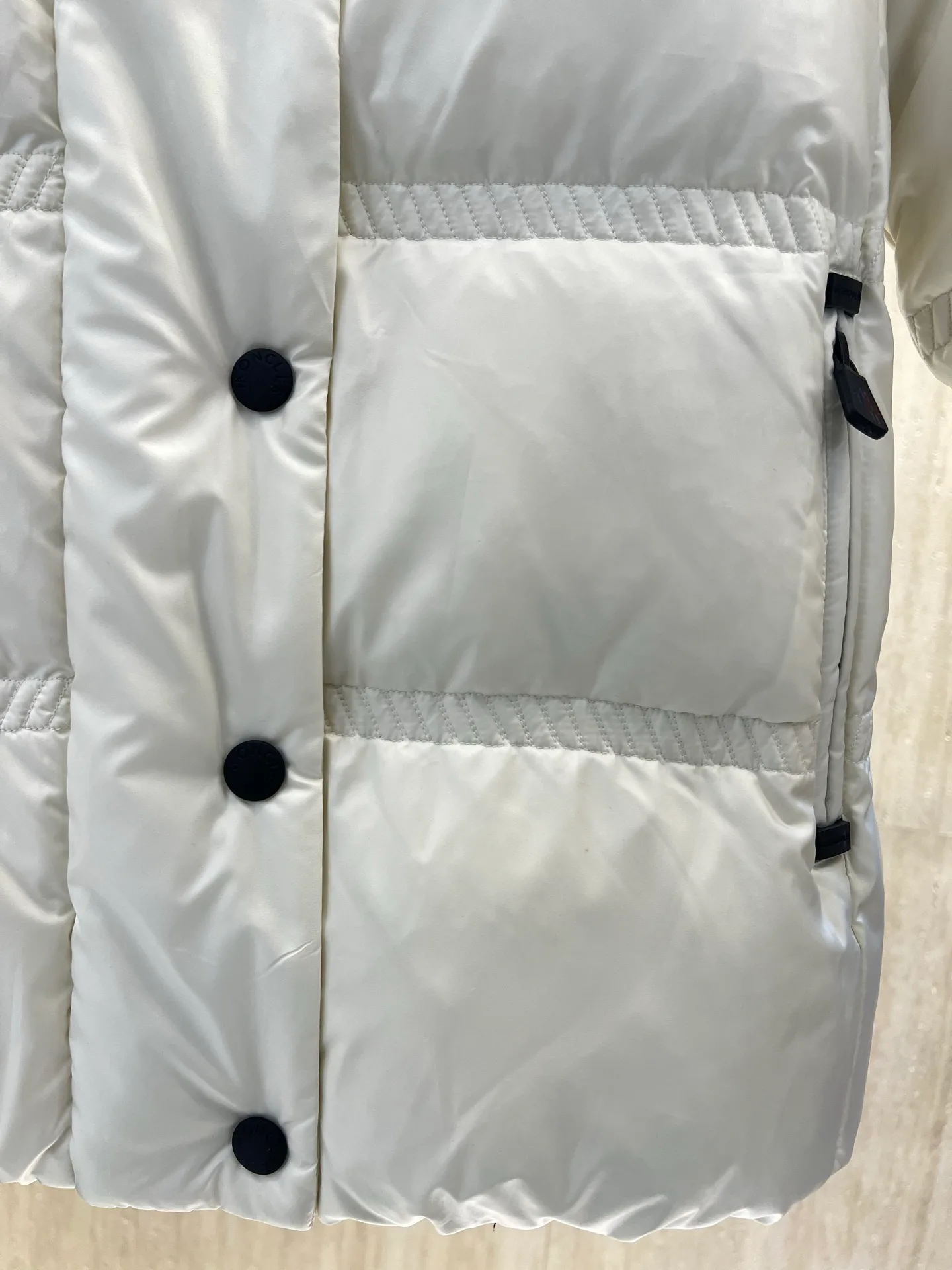 Men's Jackets And Down Jackets MONCLER 18231503