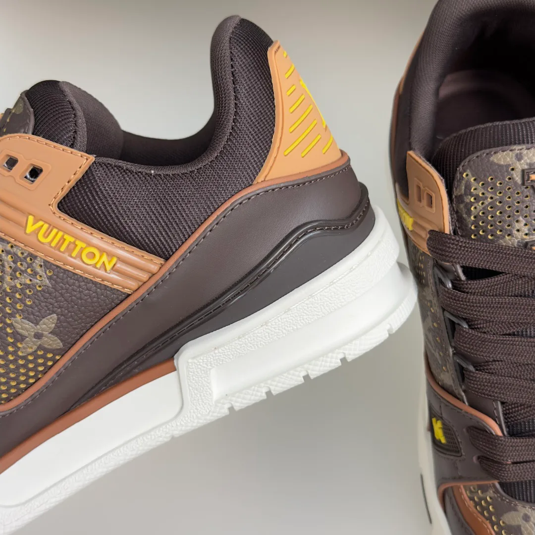 Men's Sneakers LOUIS VUITTON 17772027