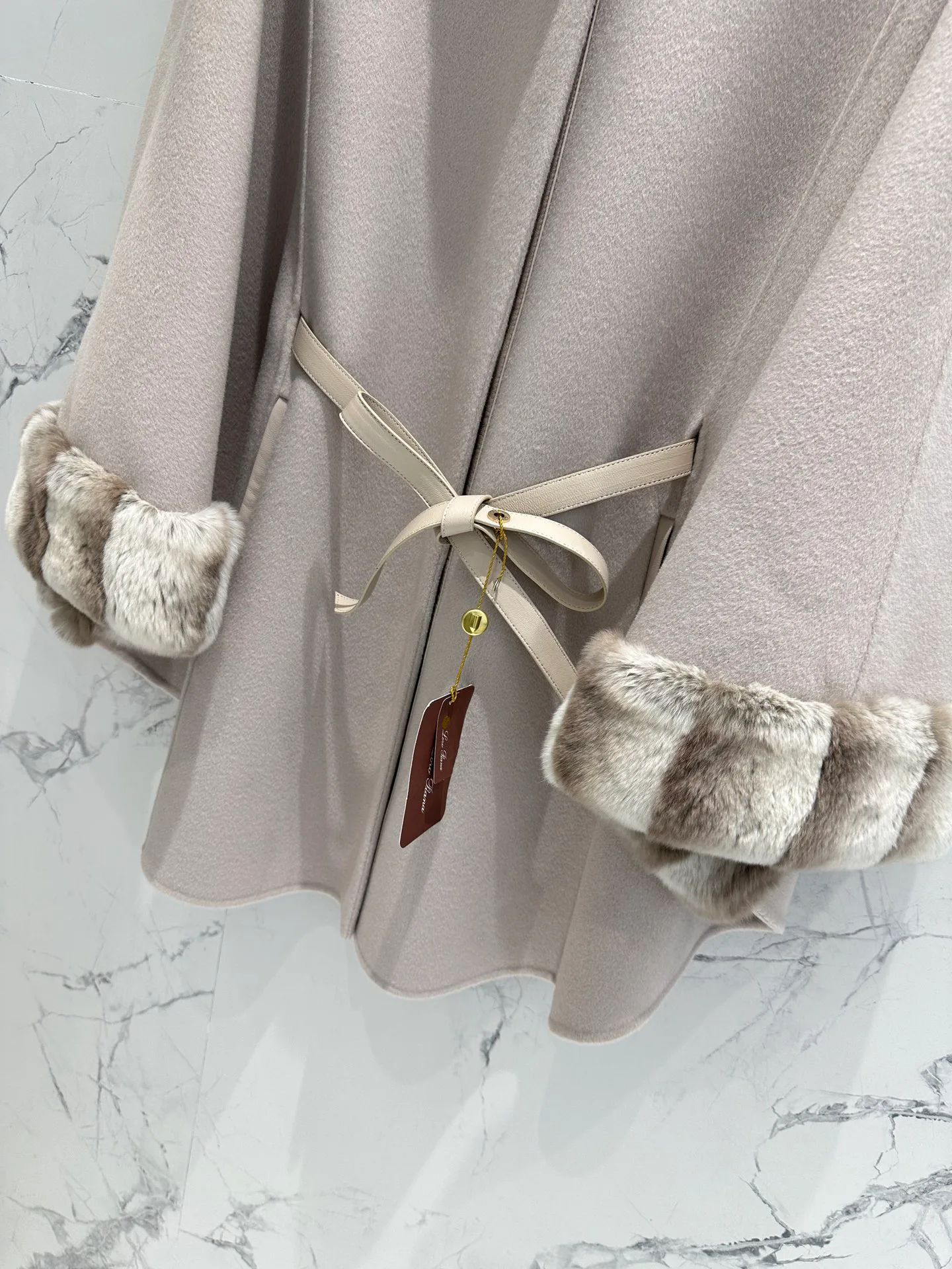 Women's Coats LORO PIANA 18513172