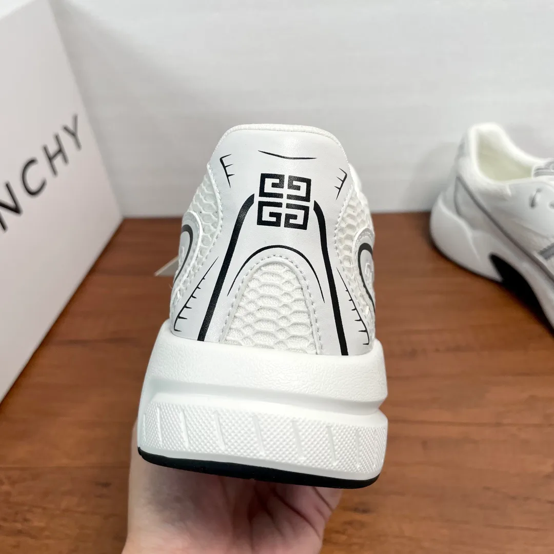 Men's Sneakers GIVENCHY 17307238
