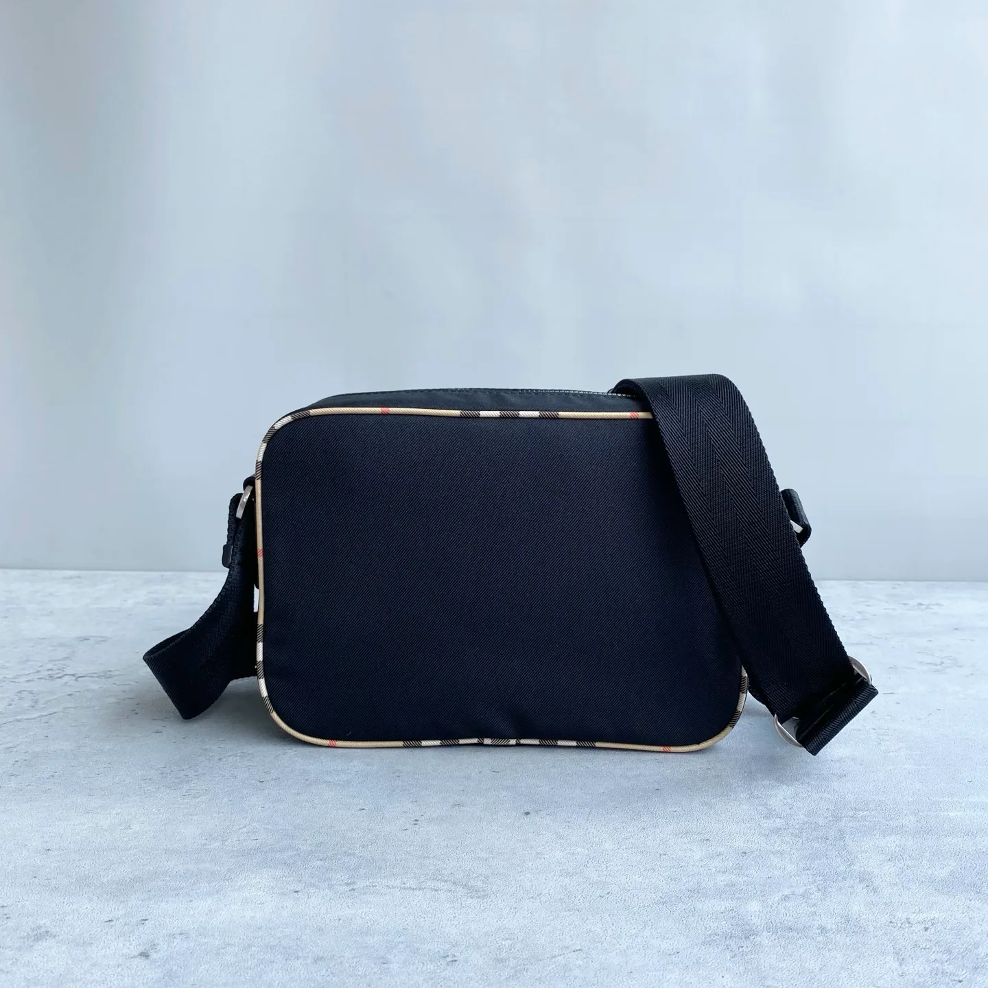 Women's Shoulder Bags BURBERRY 17837505