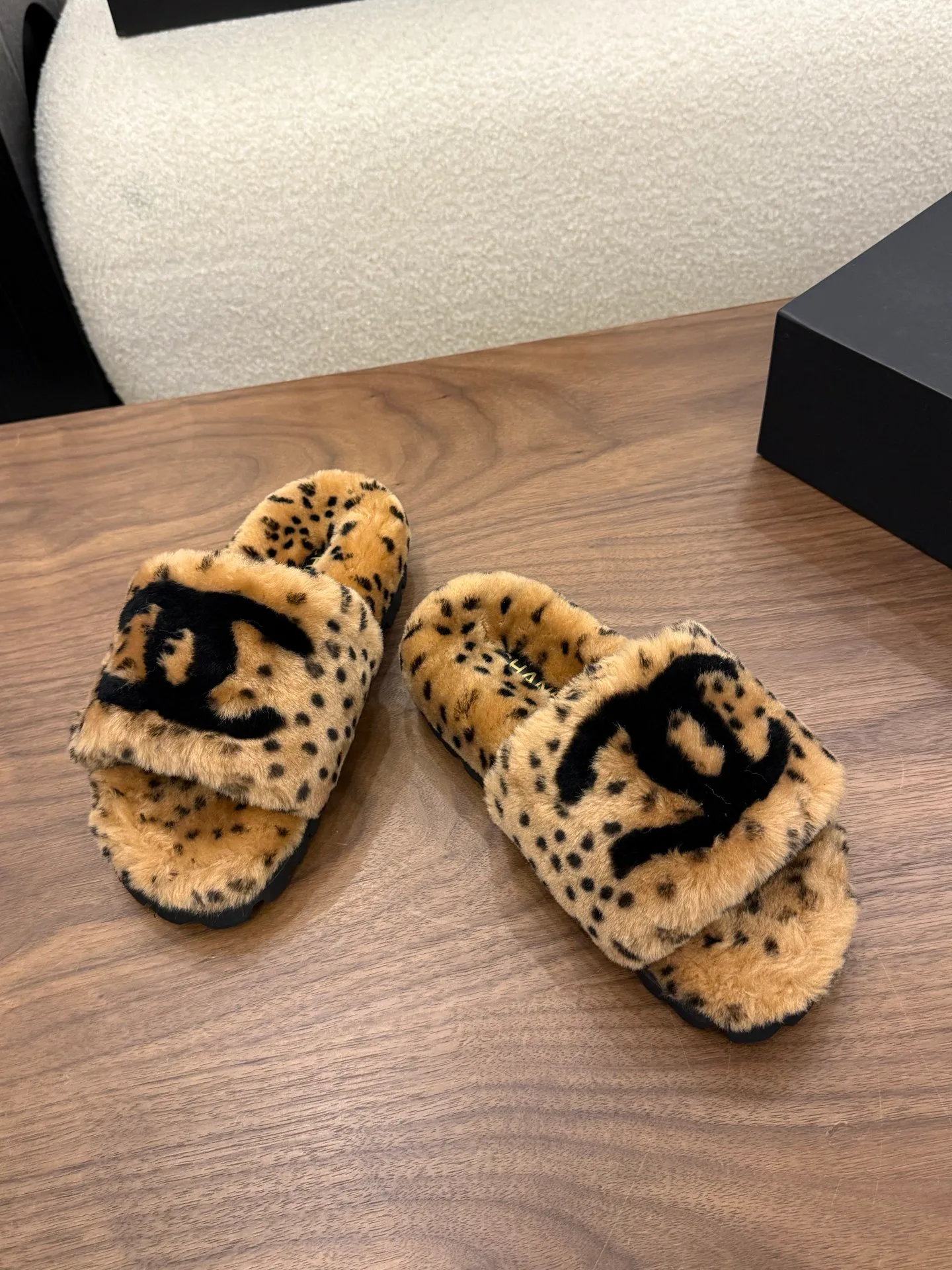 Women's Slippers CHANEL 18223638