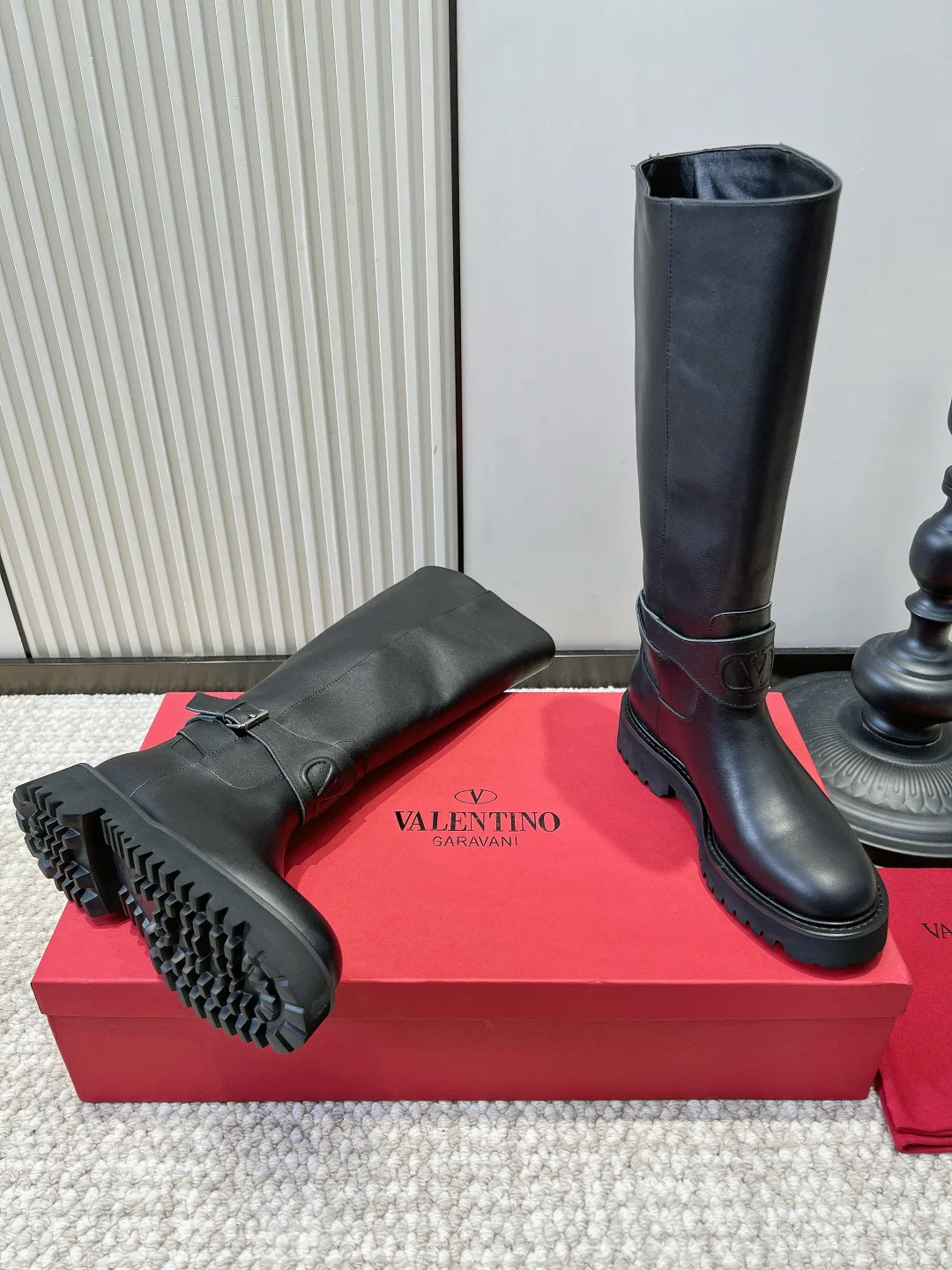 Women's Boots VALENTINO 17869526