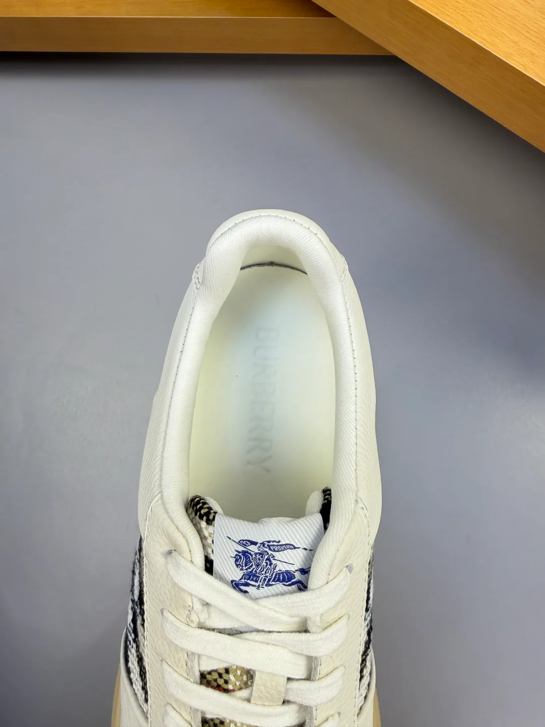 Men's Sneakers BURBERRY 17955070