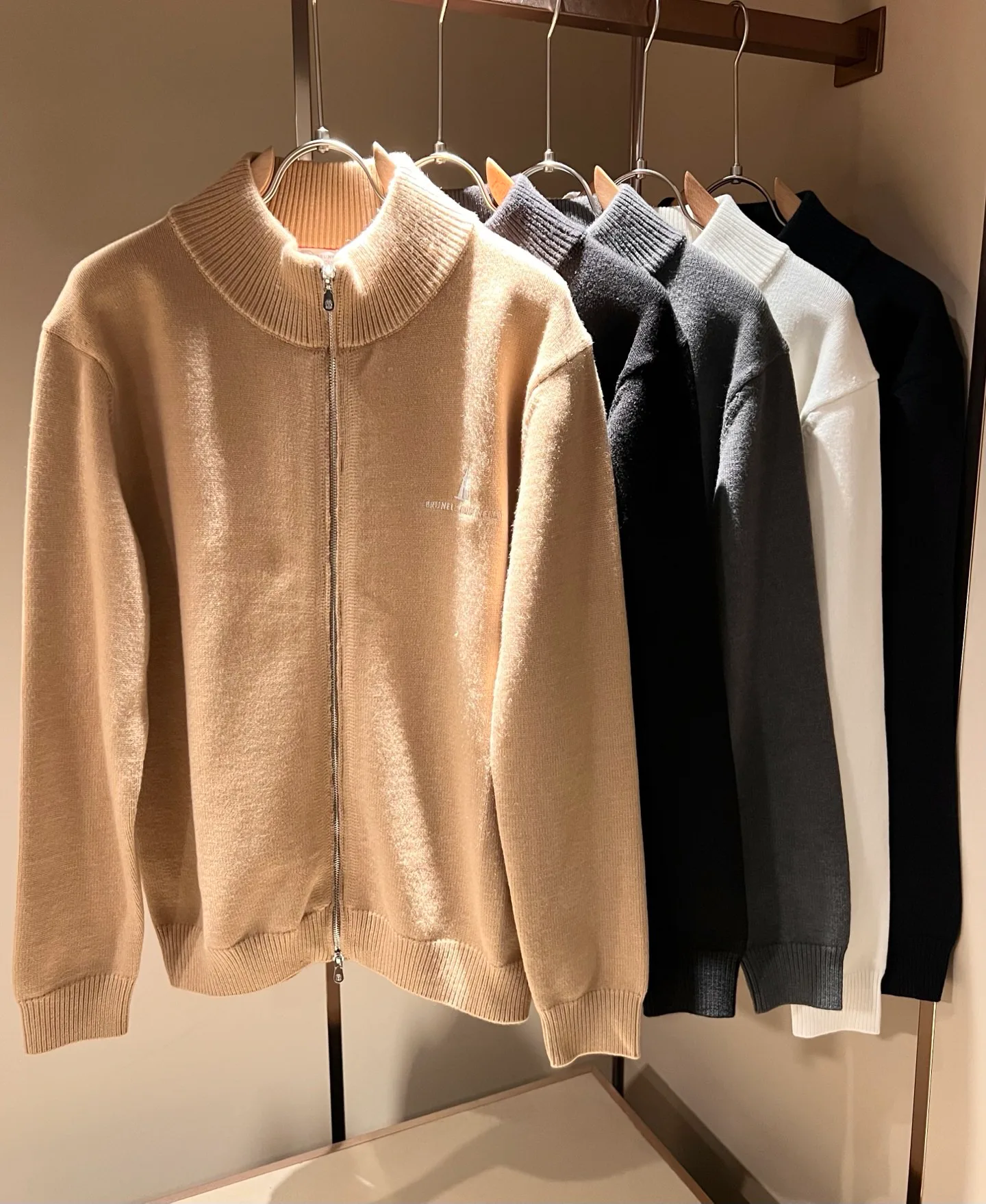 Men's Jumpers And Sweaters BRUNELLO CUCINELLI 18343294