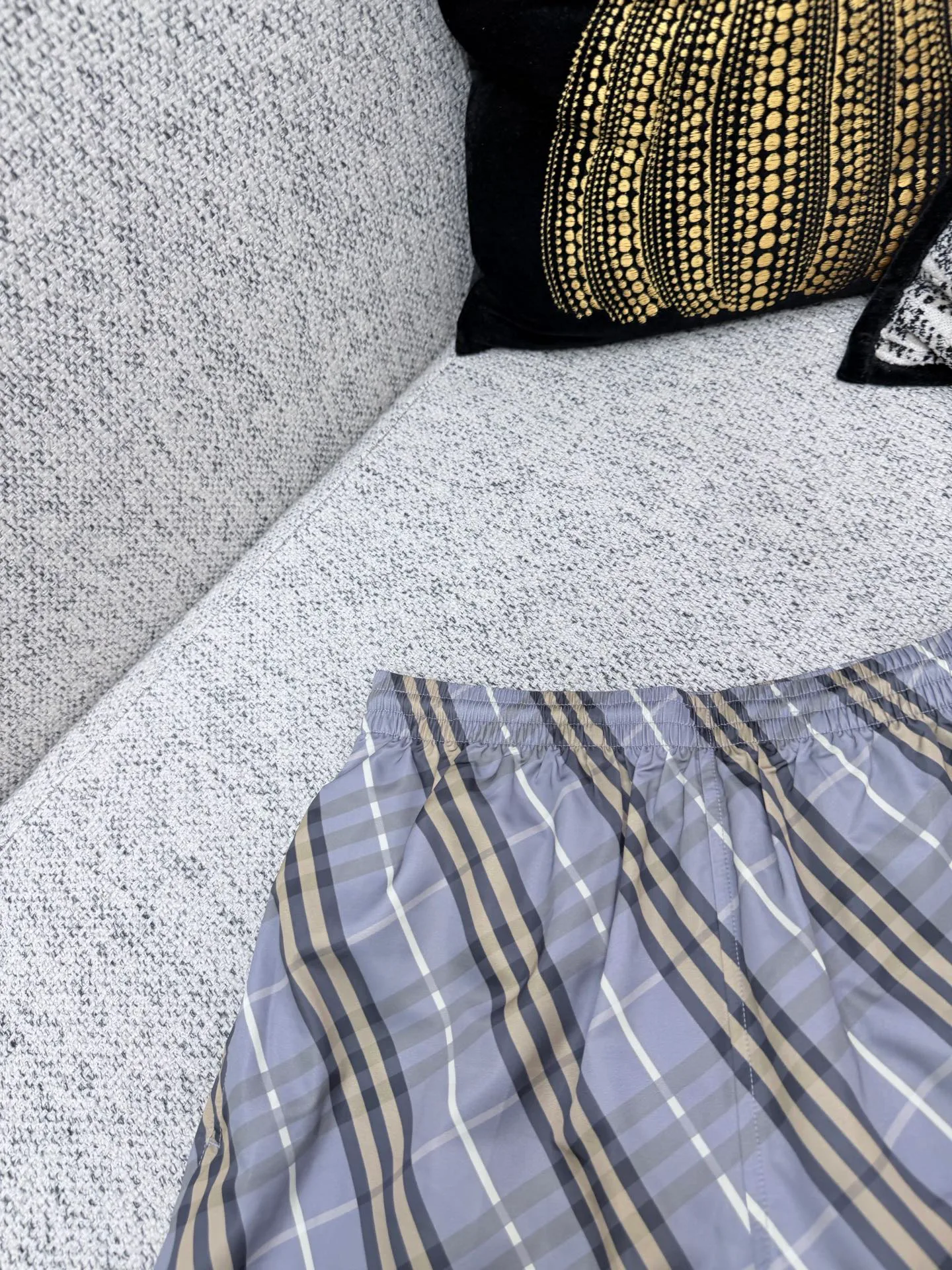 Men's Shorts BURBERRY 18074200