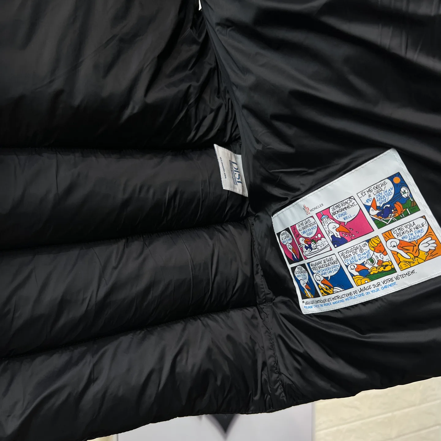Women's Vests MONCLER 18016493