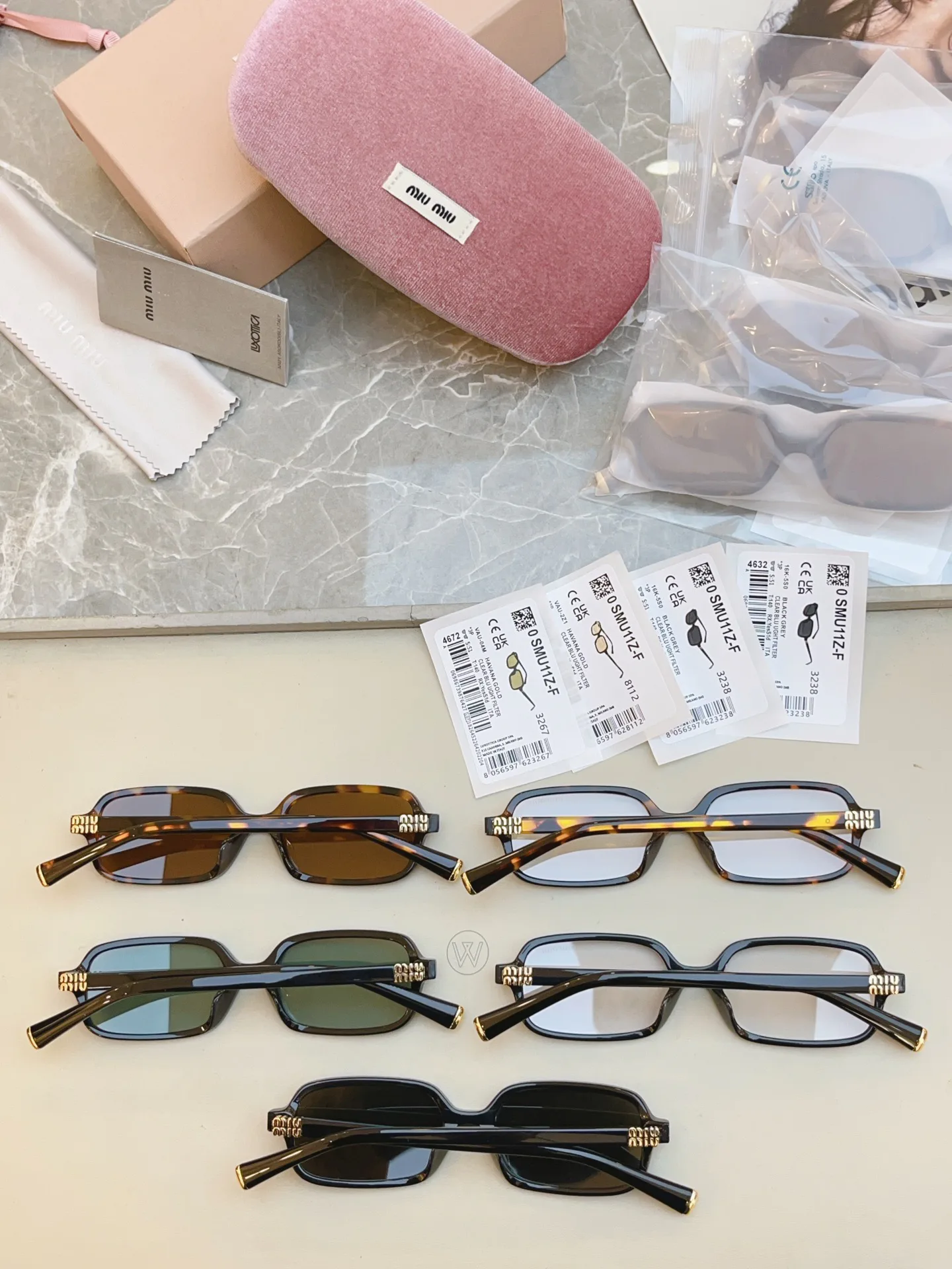 Glasses MIU MIU 17529370