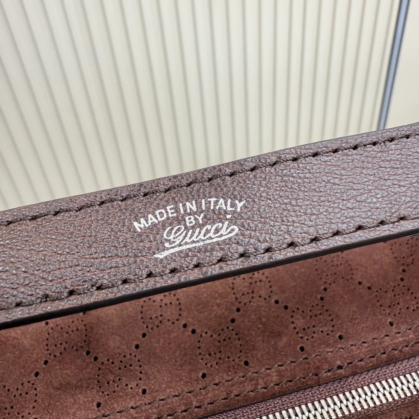 Классические Сумки Женские Gucci 18560385