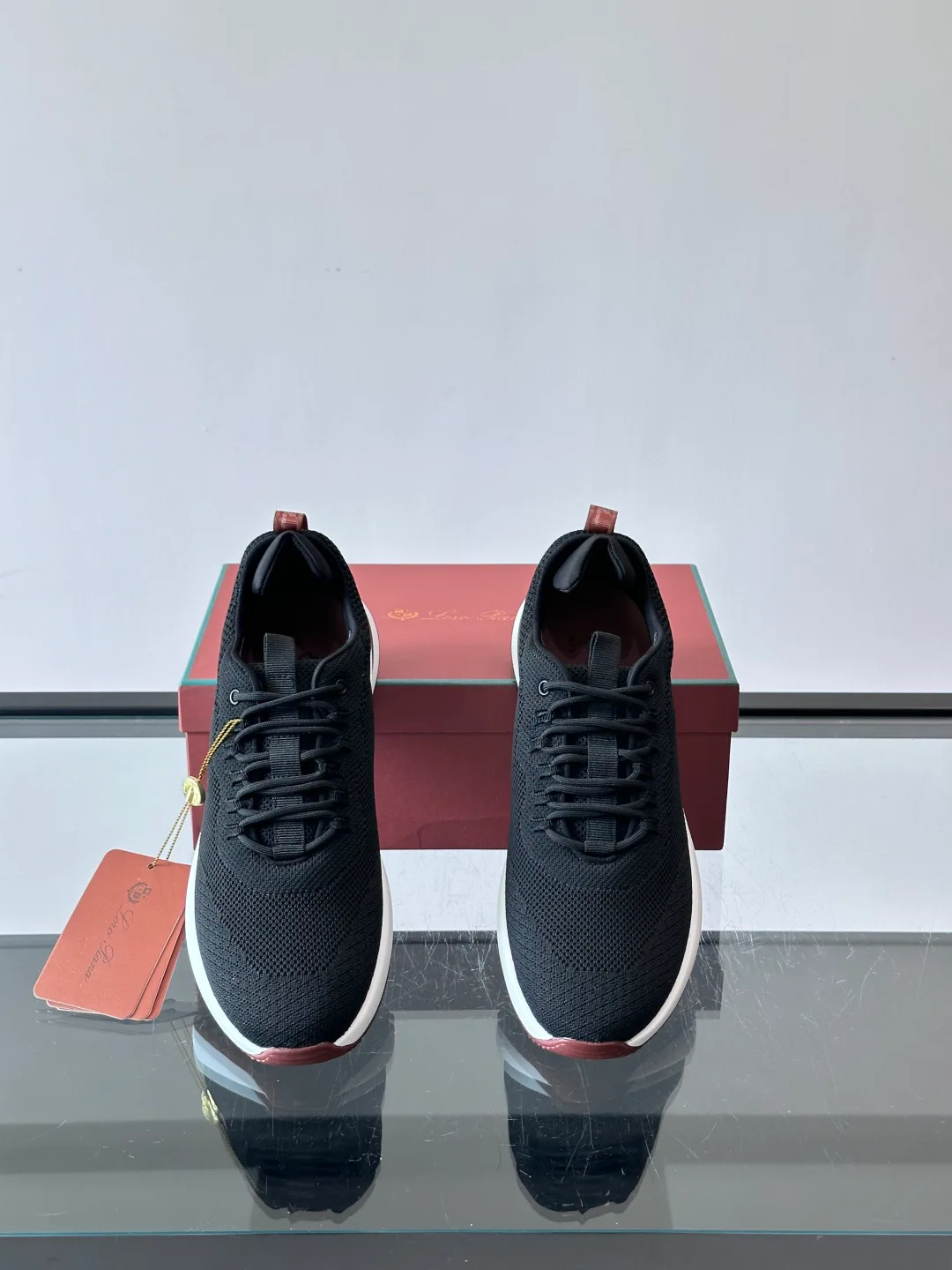 Men's Sneakers LORO PIANA 18265119