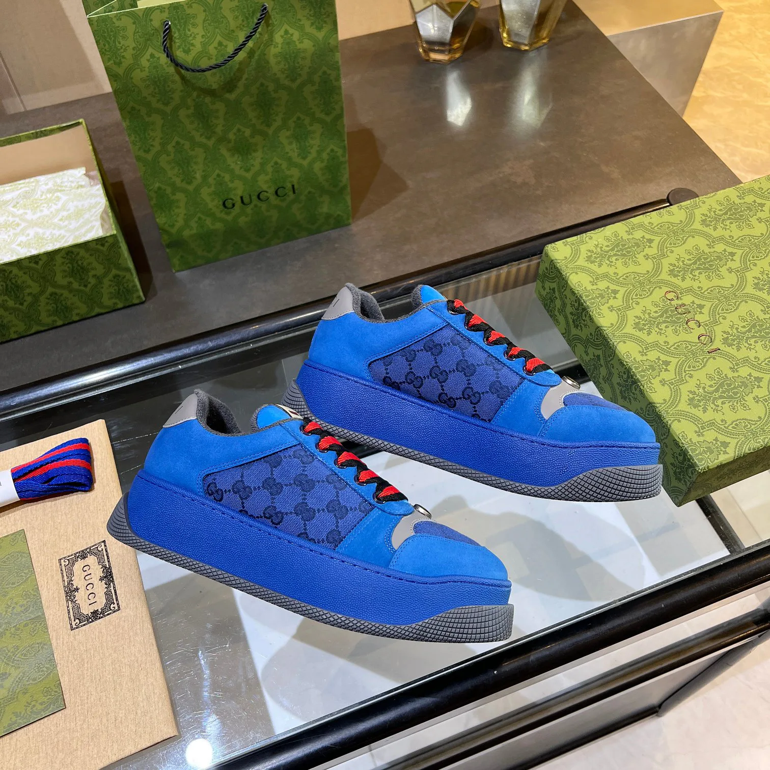 Women's Sneakers GUCCI 17955440